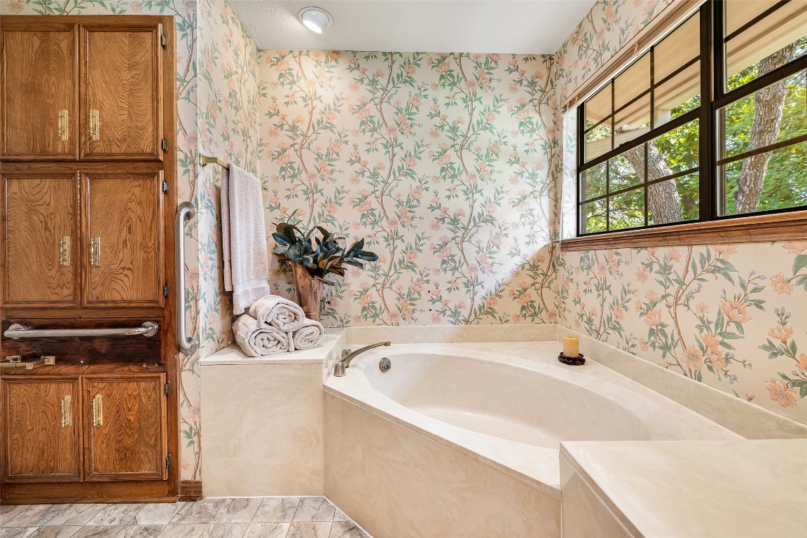 Round Rock, Texas, 78681, United States, 4 Bedrooms Bedrooms, ,3 BathroomsBathrooms,Residential,For Sale,1925369