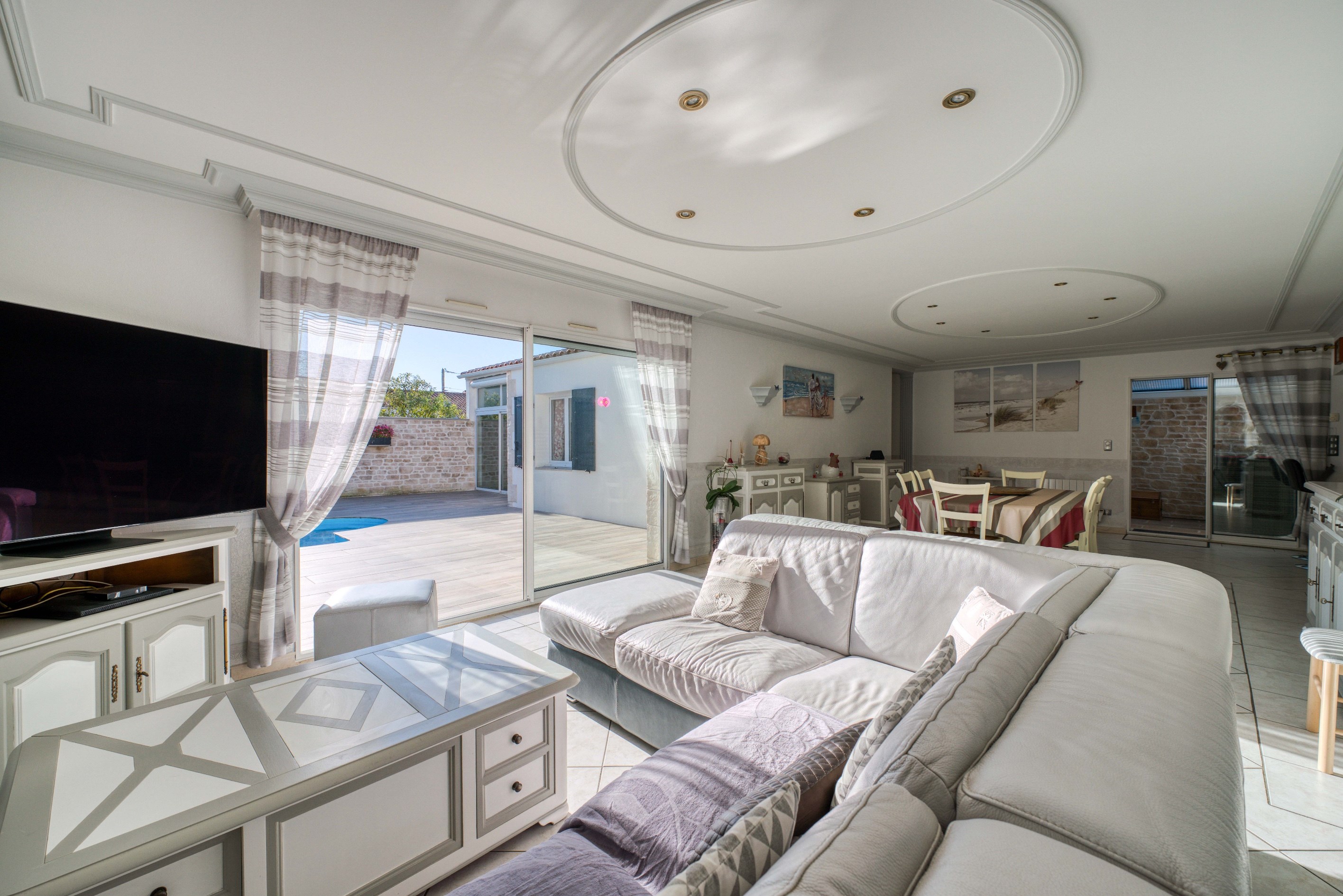  Villa with heated pool - 4 km from the Ocean - St-Pierre-d