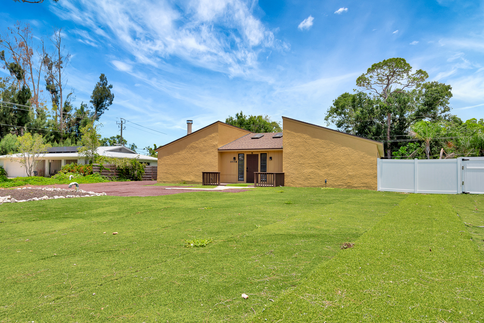 Sarasota, Florida, 34231, United States, 4 Bedrooms Bedrooms, ,2 BathroomsBathrooms,Residential,For Sale,1981224