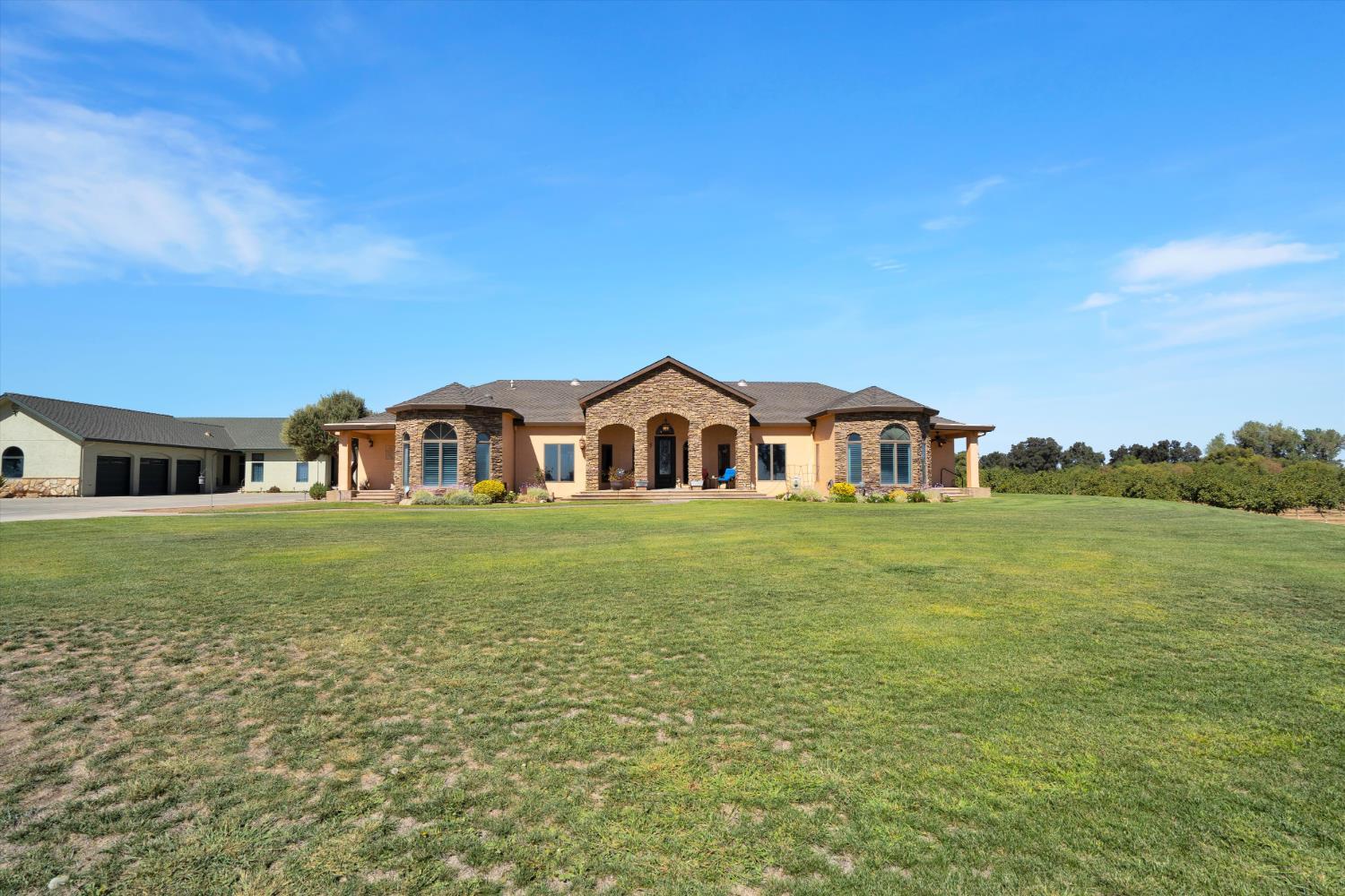 Stevinson, California, 95374, United States, 4 Bedrooms Bedrooms, ,3 BathroomsBathrooms,Residential,For Sale,2000043