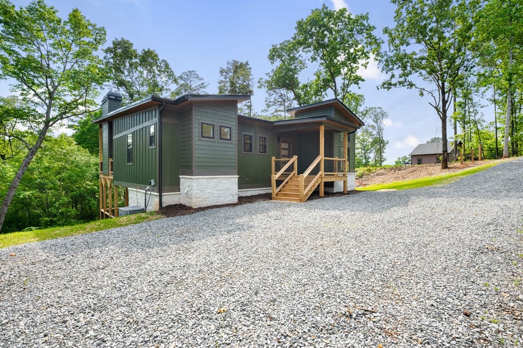 Ellijay, Georgia, 30540, United States, 3 Bedrooms Bedrooms, ,3 BathroomsBathrooms,Residential,For Sale,1840350