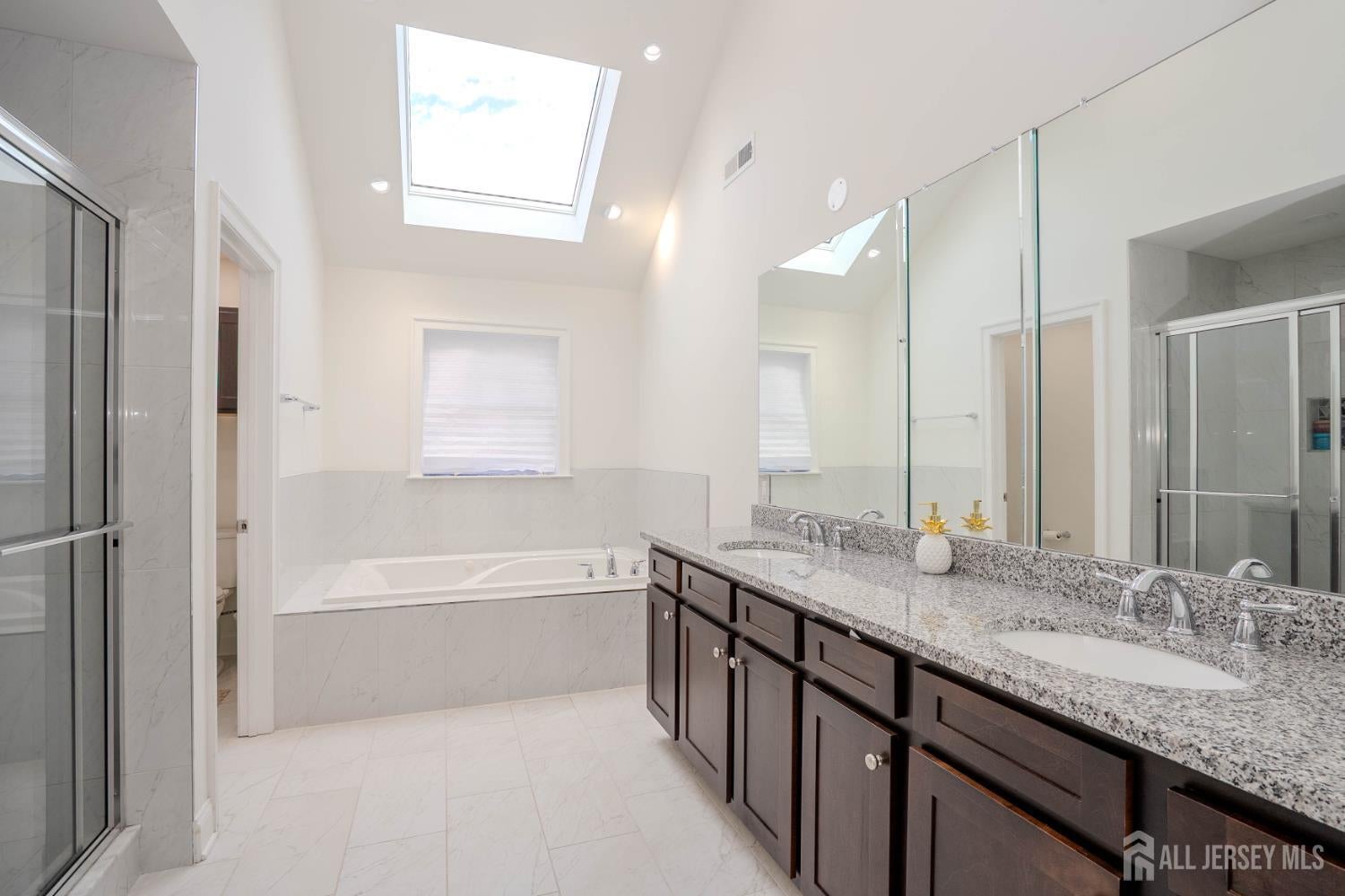 Monroe, New Jersey, 08831, United States, 5 Bedrooms Bedrooms, ,4 BathroomsBathrooms,Residential,For Sale,1987406