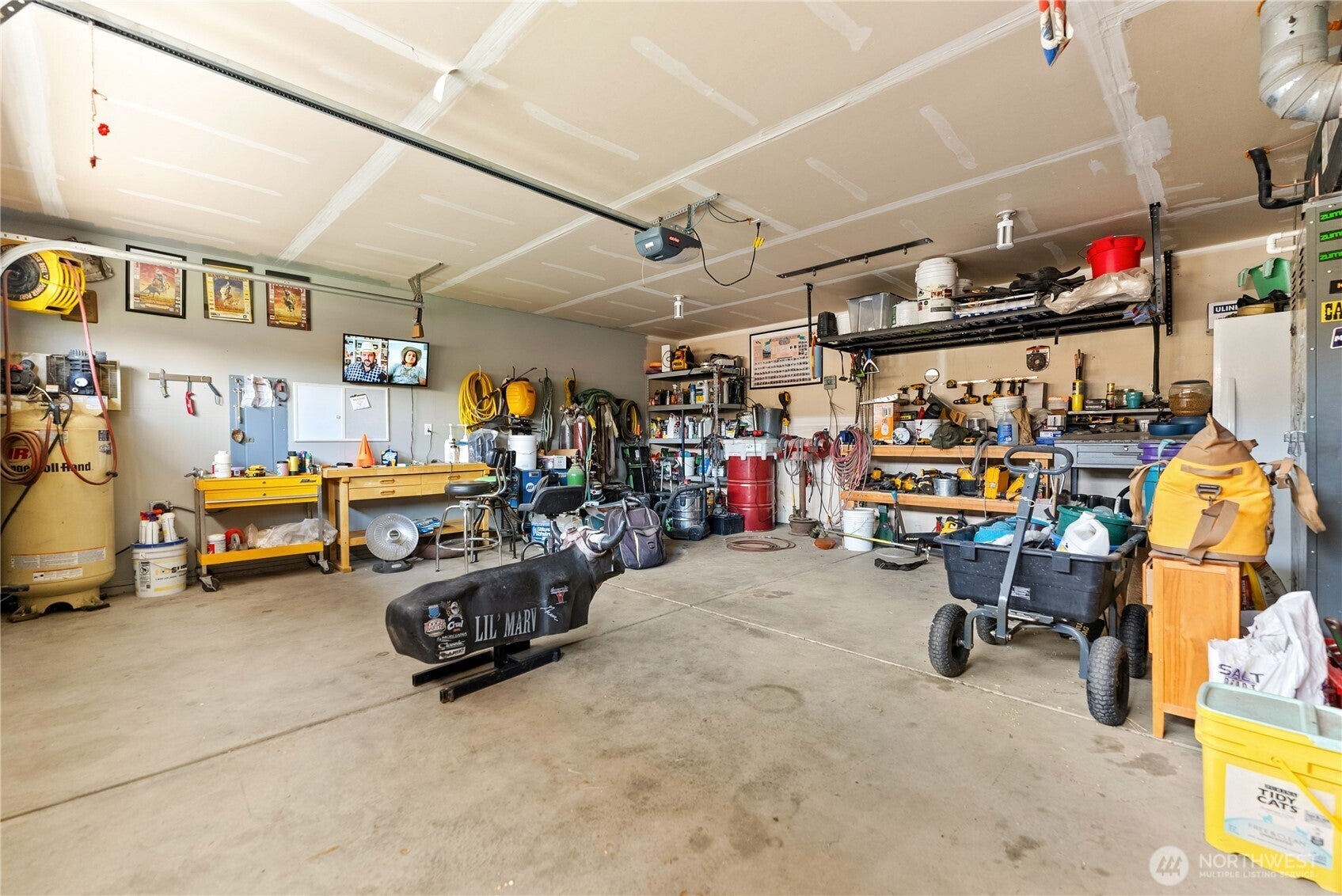 Malott, Washington, 98829, United States, 3 Bedrooms Bedrooms, ,1 BathroomBathrooms,Residential,For Sale,1989338