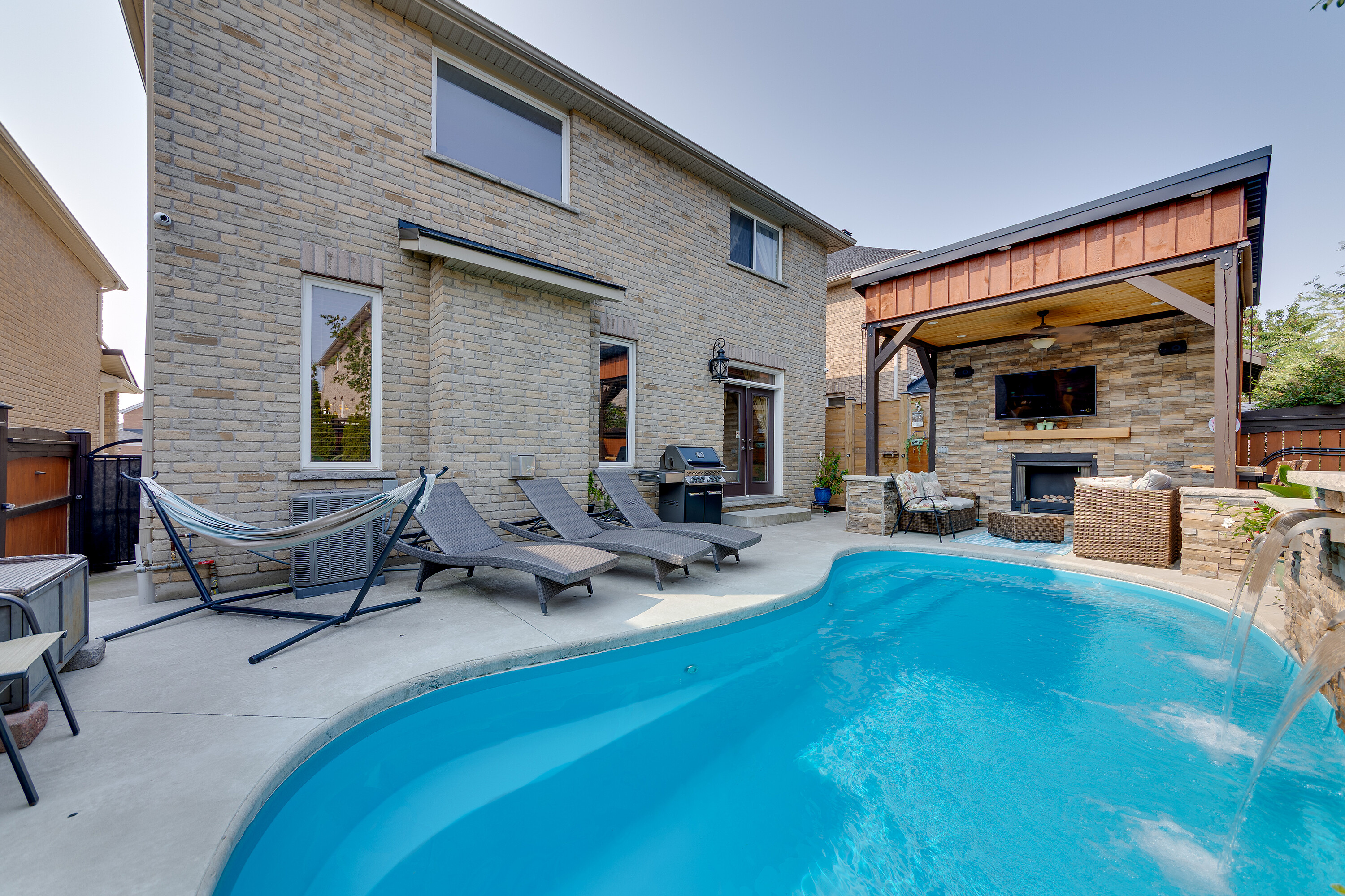  Meticulously Designed Home - 物件實景