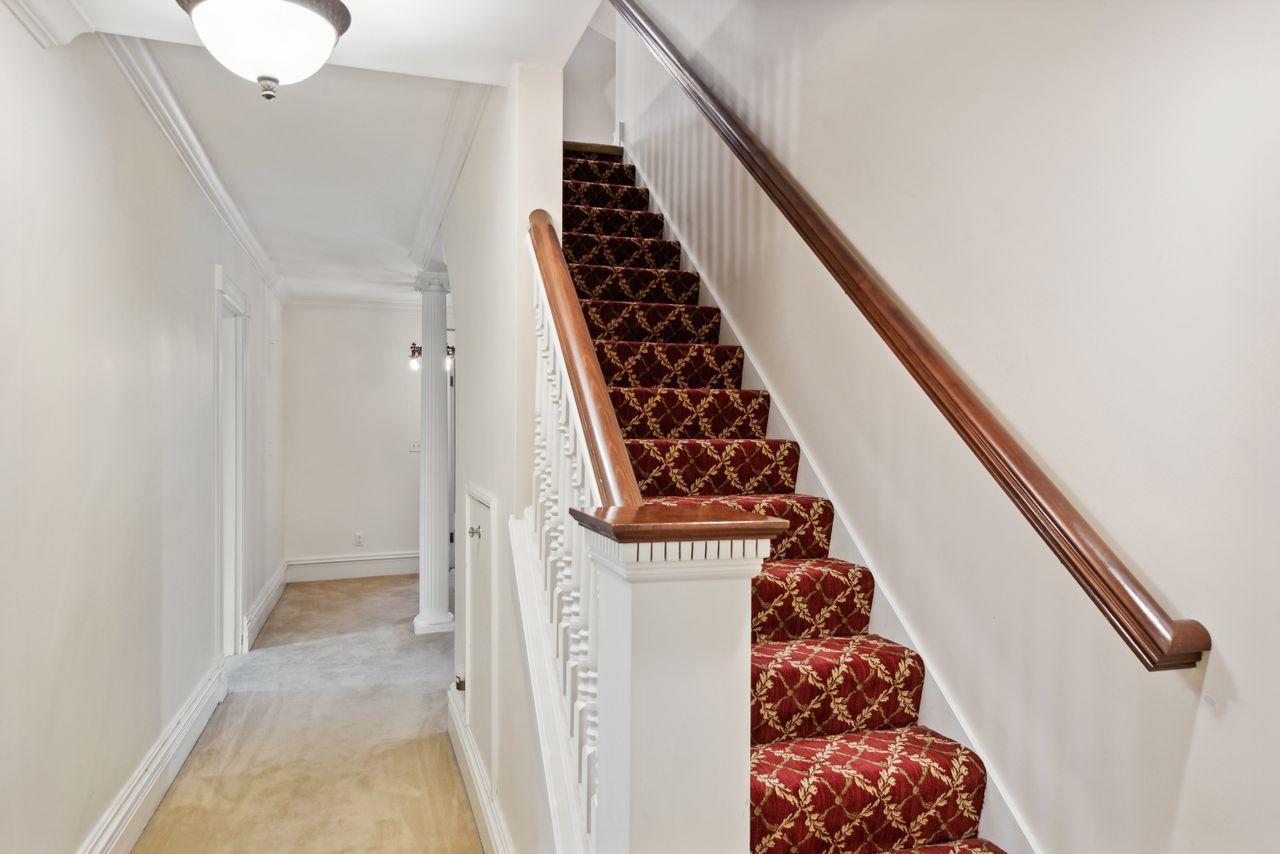 Saint Paul, Minnesota, 55102, United States, 4 Bedrooms Bedrooms, ,3 BathroomsBathrooms,Residential,For Sale,1994503