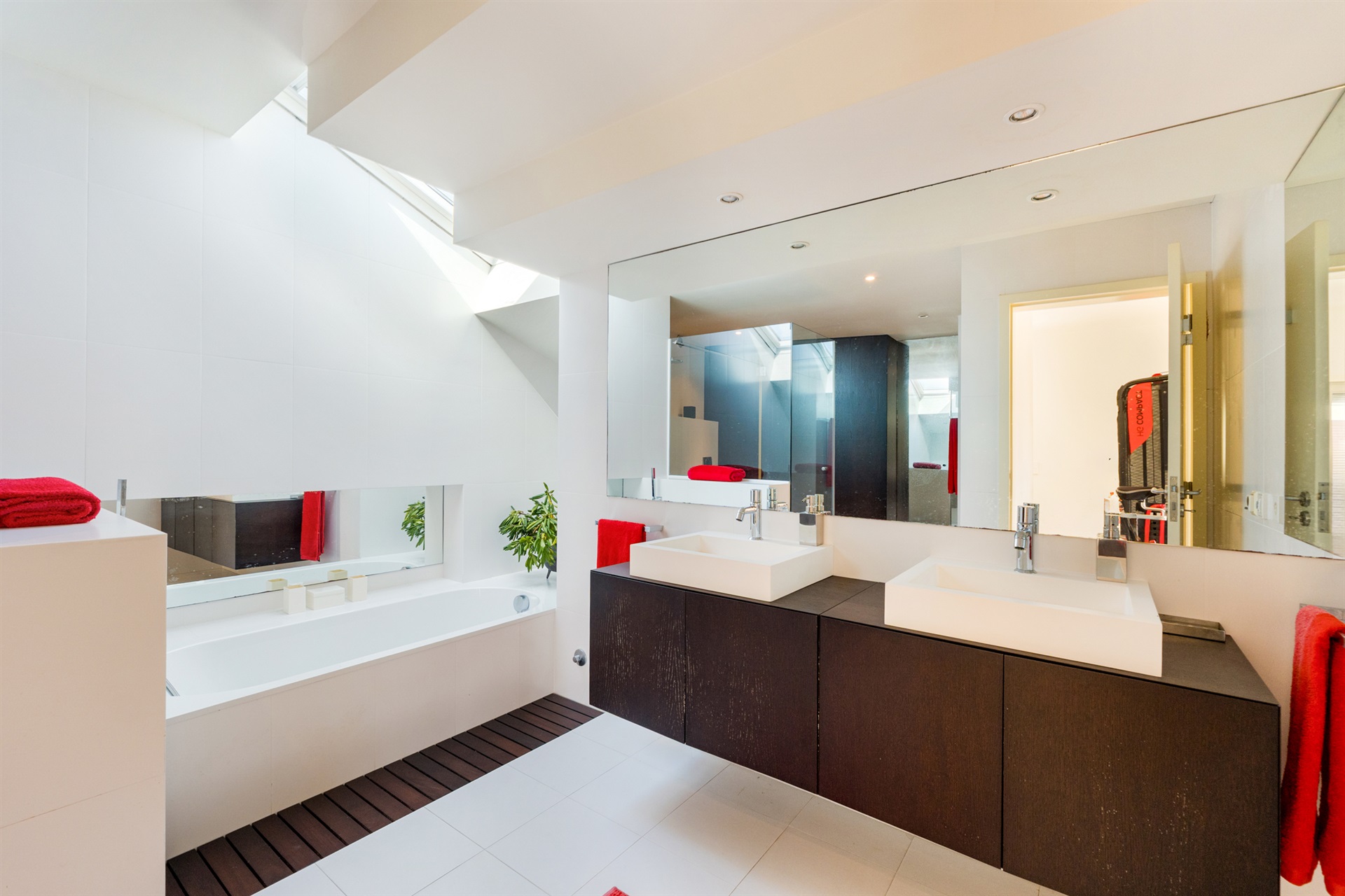  Detached house, 6 bedrooms, for Sale - 物件實景