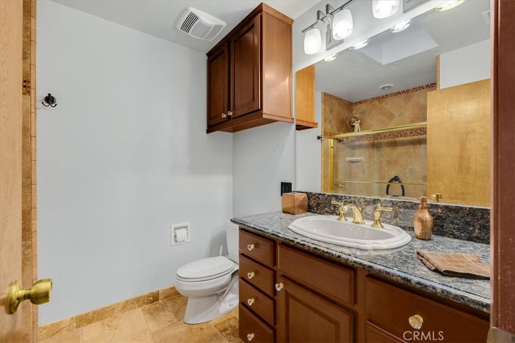 Hesperia, California, 92345, United States, 6 Bedrooms Bedrooms, ,4 BathroomsBathrooms,Residential,For Sale,1942920