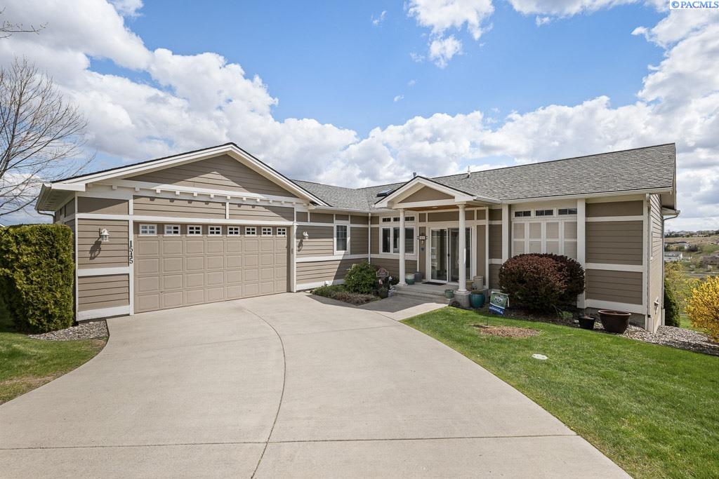 Pullman, Washington, 99163, United States, 4 Bedrooms Bedrooms, ,1 BathroomBathrooms,Residential,For Sale,1784694