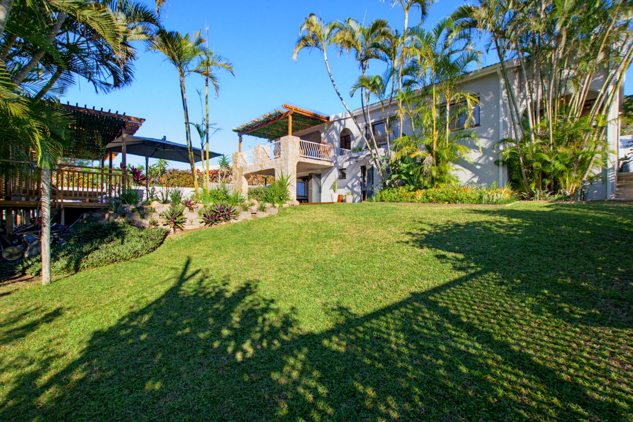 Fully Renovated Coastal Residence with Guest Flatlet and Sea Views in Salt Rock - 物件實景