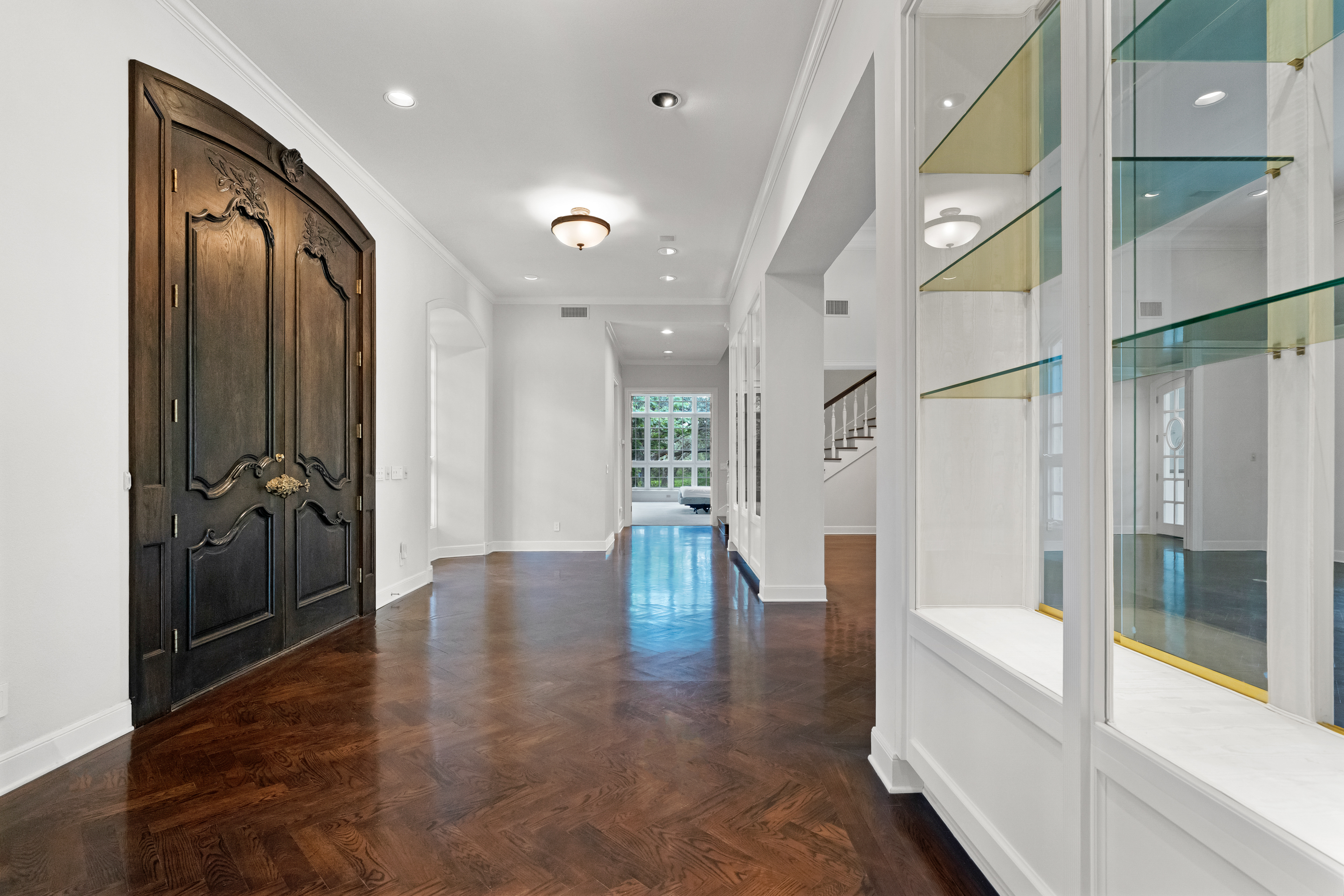  Timeless Estate in the Heart of Hill Country Village - 物件實景