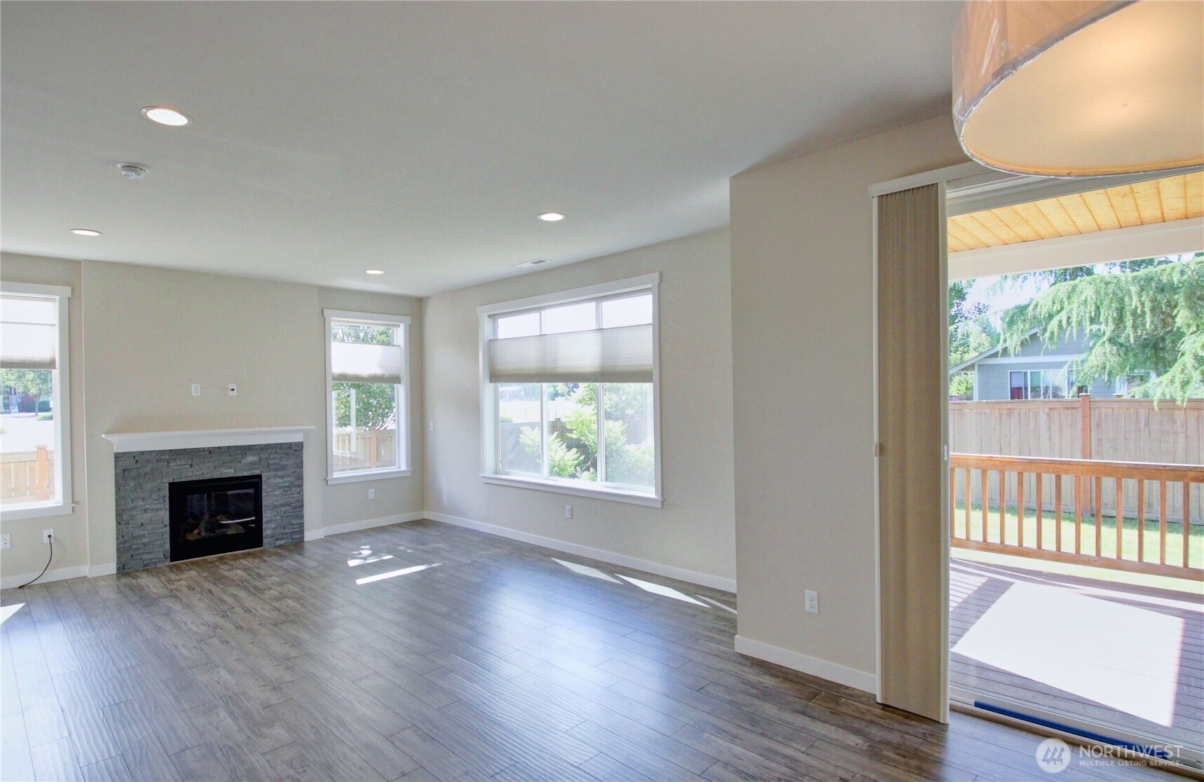 Burlington, Washington, 98233, United States, 3 Bedrooms Bedrooms, ,3 BathroomsBathrooms,Residential,For Sale,1922030
