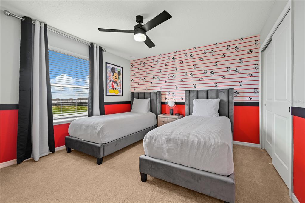 Davenport, Florida, 33897, United States, 9 Bedrooms Bedrooms, ,8 BathroomsBathrooms,Residential,For Sale,1964682