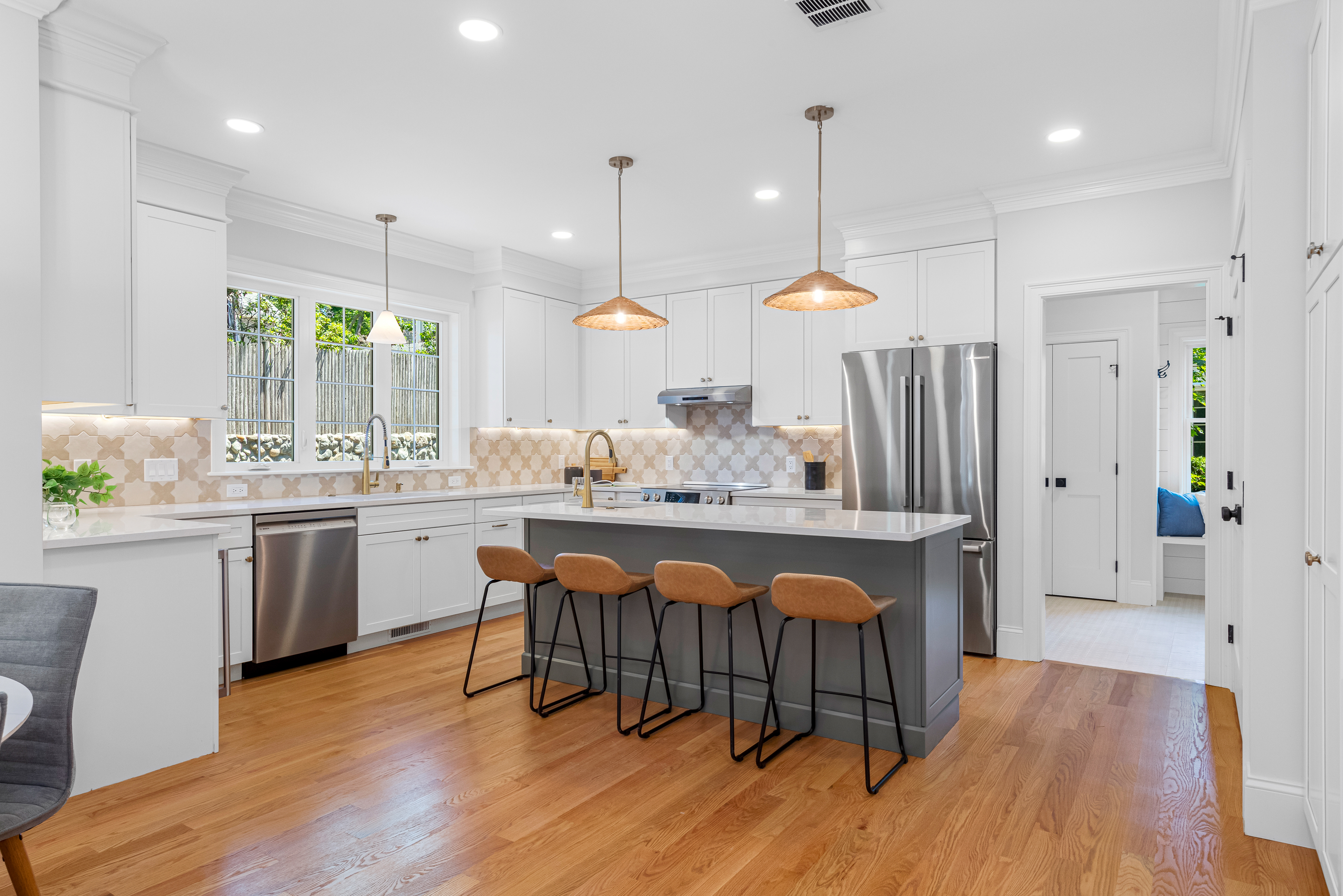  93 Hathaway Circle, Arlington, MA, 02476 - 物件實景