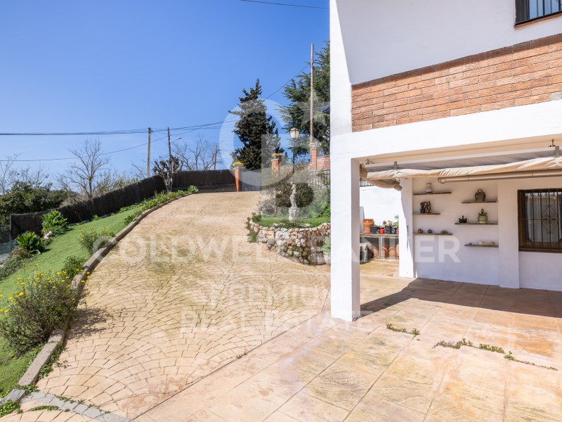 Sant Cugat del Vallès, Catalonia, ES, 5 Bedrooms Bedrooms, ,2 BathroomsBathrooms,Residential,For Sale,1759701