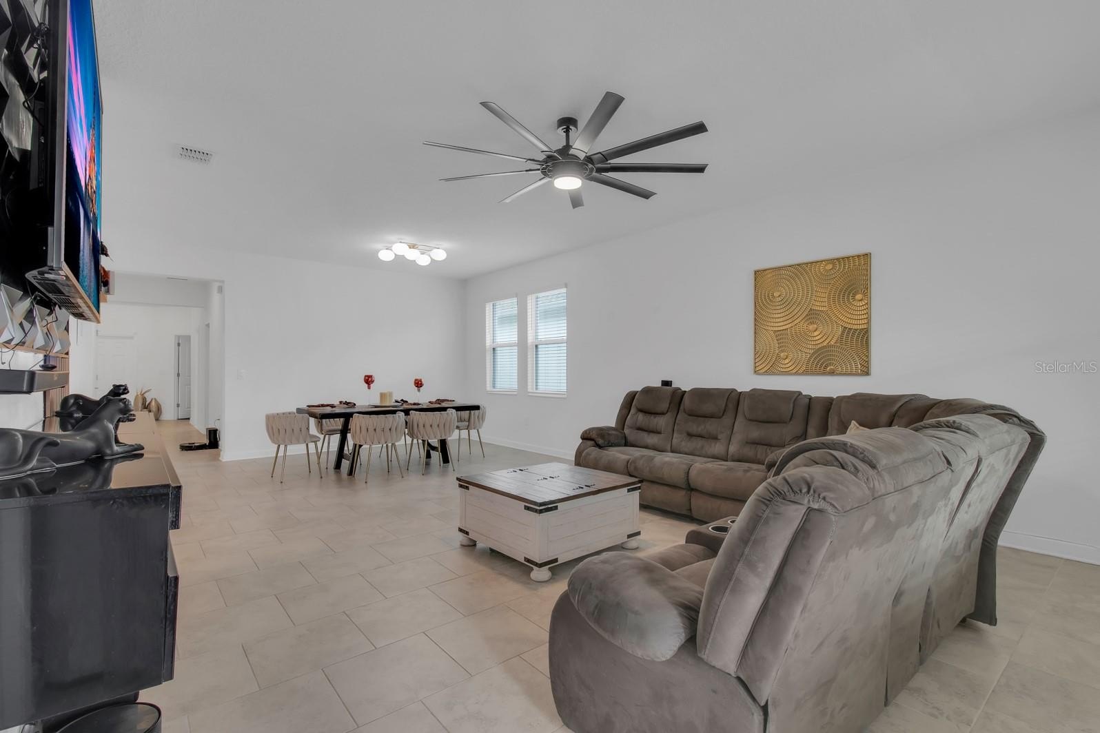 KISSIMMEE, Florida, 34744, United States, 4 Bedrooms Bedrooms, ,3 BathroomsBathrooms,Residential,For Sale,1974958