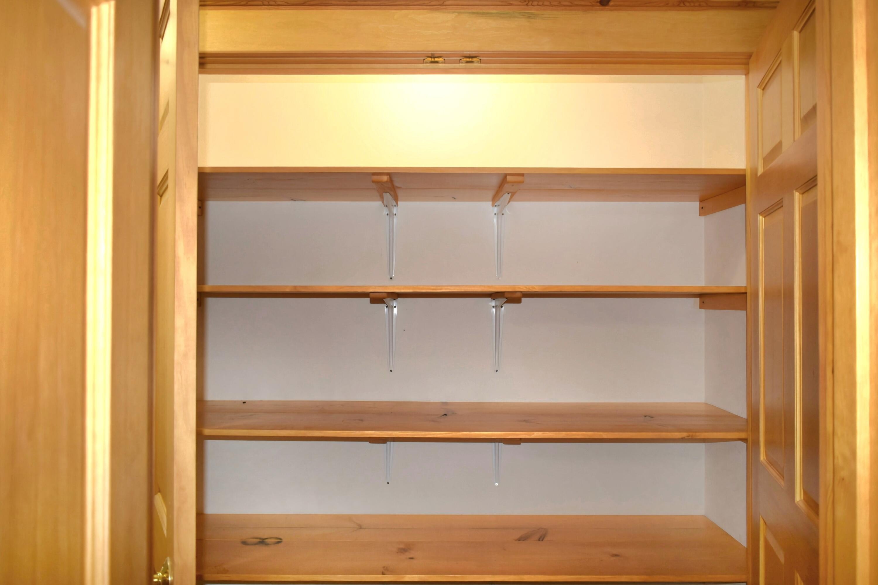 Cave Junction, Oregon, 97523, United States, 3 Bedrooms Bedrooms, ,3 BathroomsBathrooms,Residential,For Sale,1975674