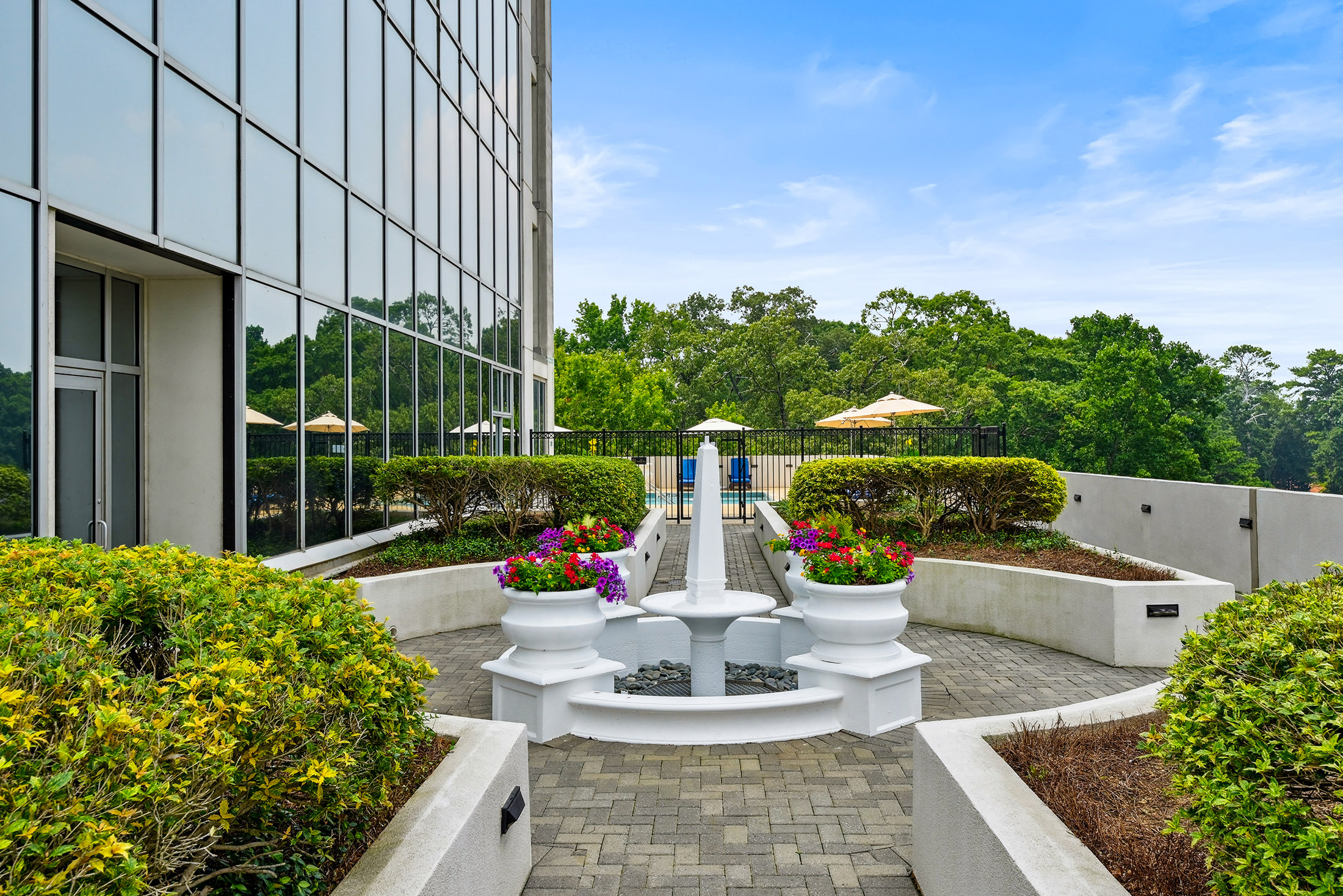  Exceptional Space, Skyline Views, and an Unbeatable Buckhead Location - 物件實景