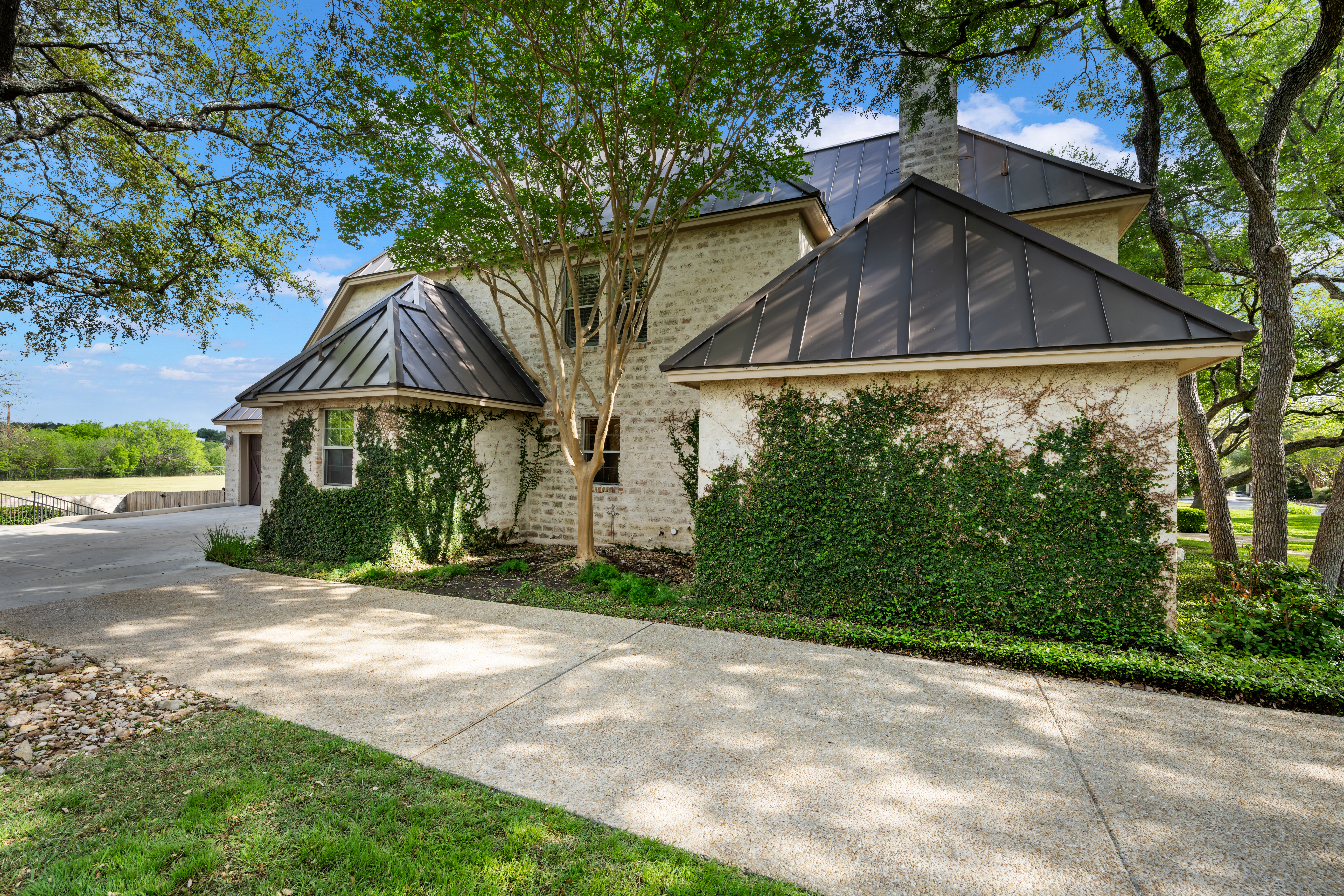  Elevated Living with Park Views in The Waters at Deerfield - 物件實景