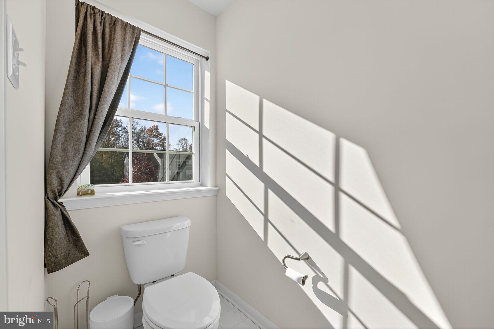 Accokeek, Maryland, 20607, United States, 5 Bedrooms Bedrooms, ,4 BathroomsBathrooms,Residential,For Sale,2005401