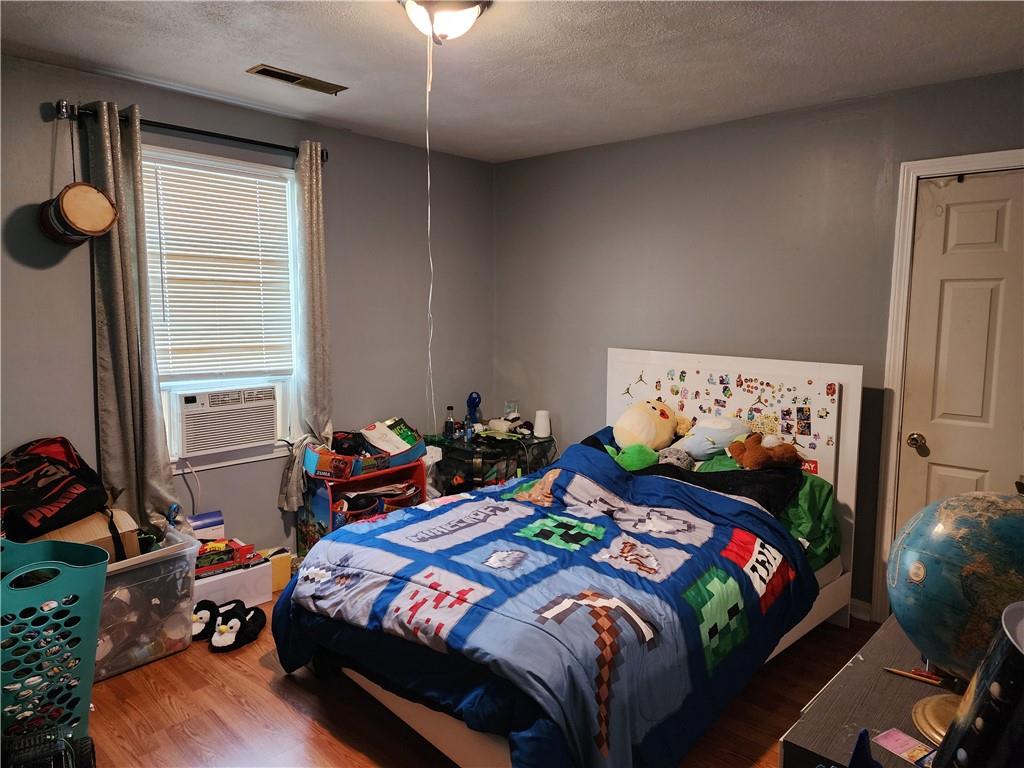 Providence, Rhode Island, 02909, United States, 6 Bedrooms Bedrooms, ,2 BathroomsBathrooms,Residential,For Sale,1987316