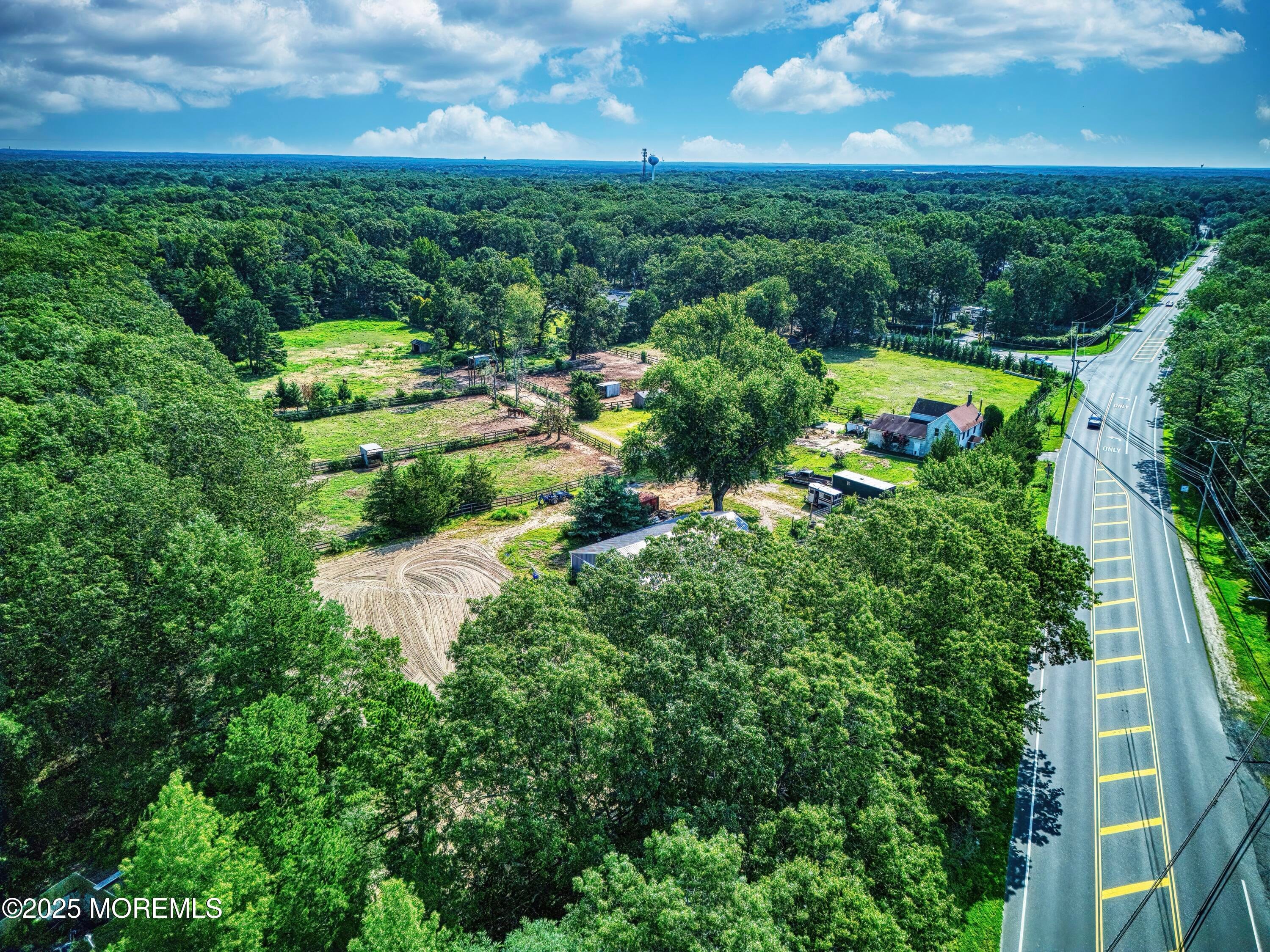 Jackson, New Jersey, 08527, United States, 4 Bedrooms Bedrooms, ,3 BathroomsBathrooms,Residential,For Sale,1973724