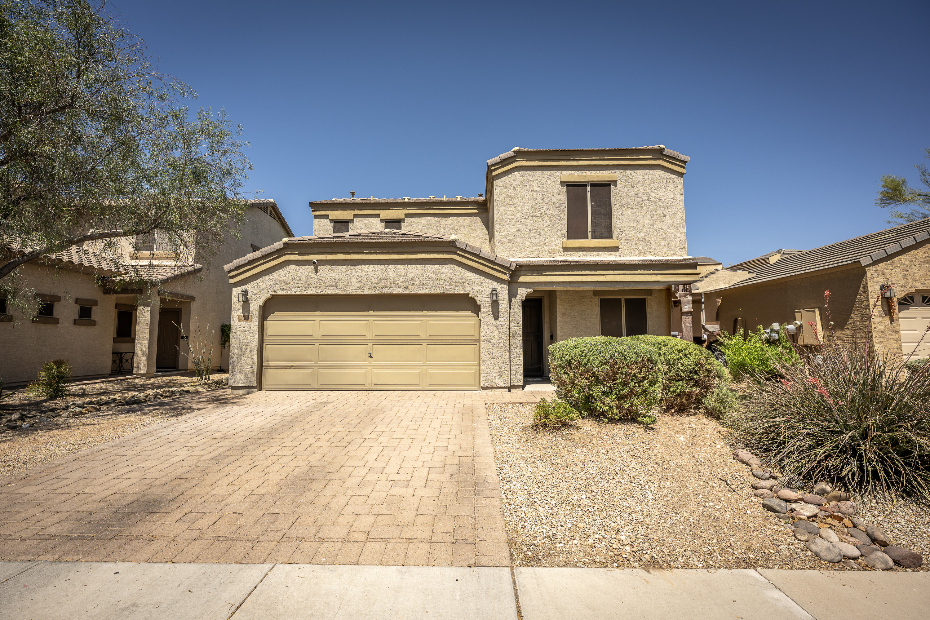 Phoenix, Arizona, 85085, United States, 4 Bedrooms Bedrooms, ,3 BathroomsBathrooms,Residential,For Sale,1869384