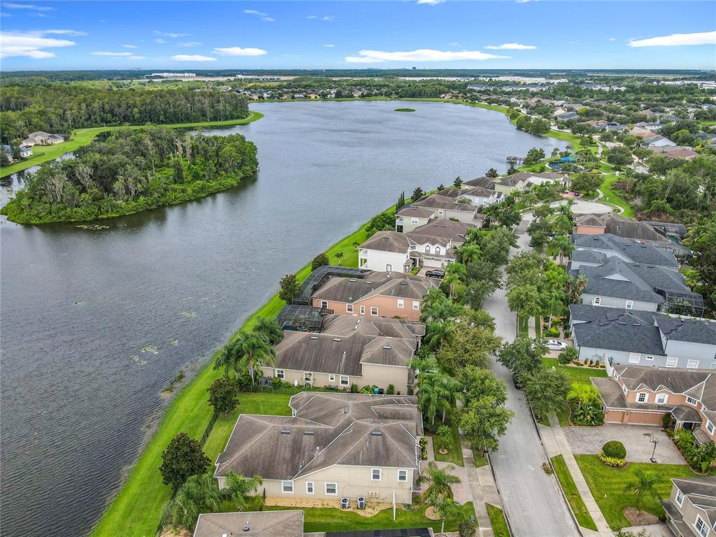 Orlando, Florida, 32829, United States, 4 Bedrooms Bedrooms, ,4 BathroomsBathrooms,Residential,For Sale,1913798