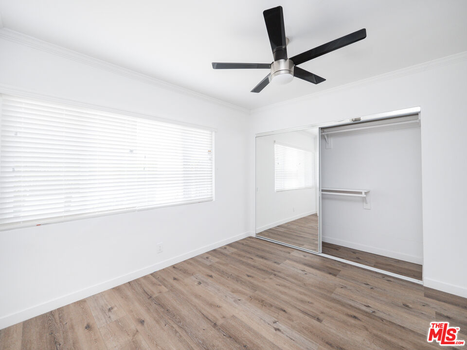 Los Angeles, California, 90066, United States, 4 Bedrooms Bedrooms, ,Residential,For Sale,1705124