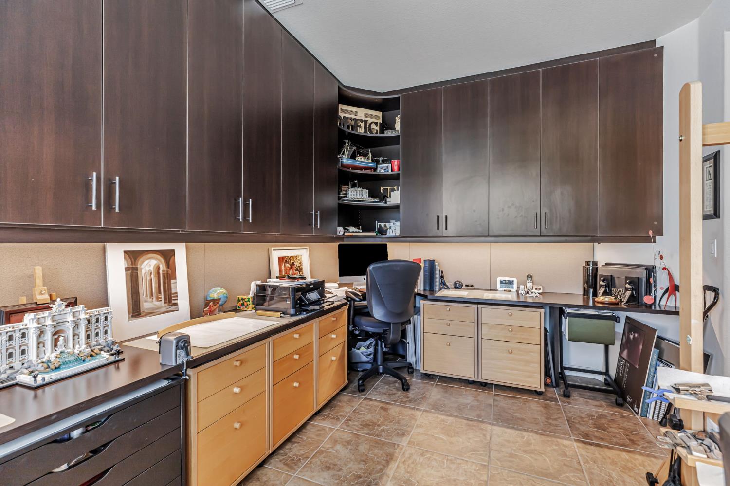 Elk Grove, California, 95757, United States, 2 Bedrooms Bedrooms, ,2 BathroomsBathrooms,Residential,For Sale,1901931