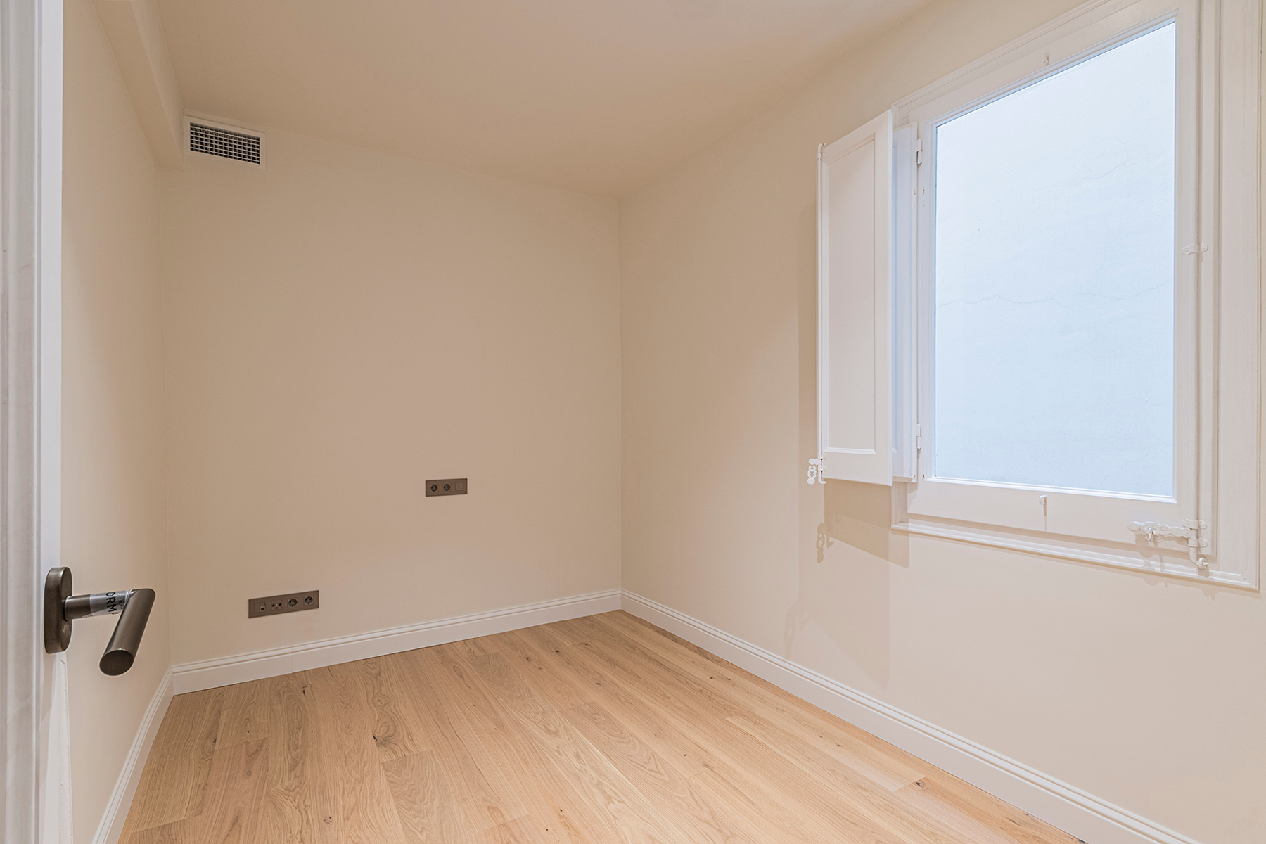  Beautiful brand-new flat next to Consell de Cent - 物件實景