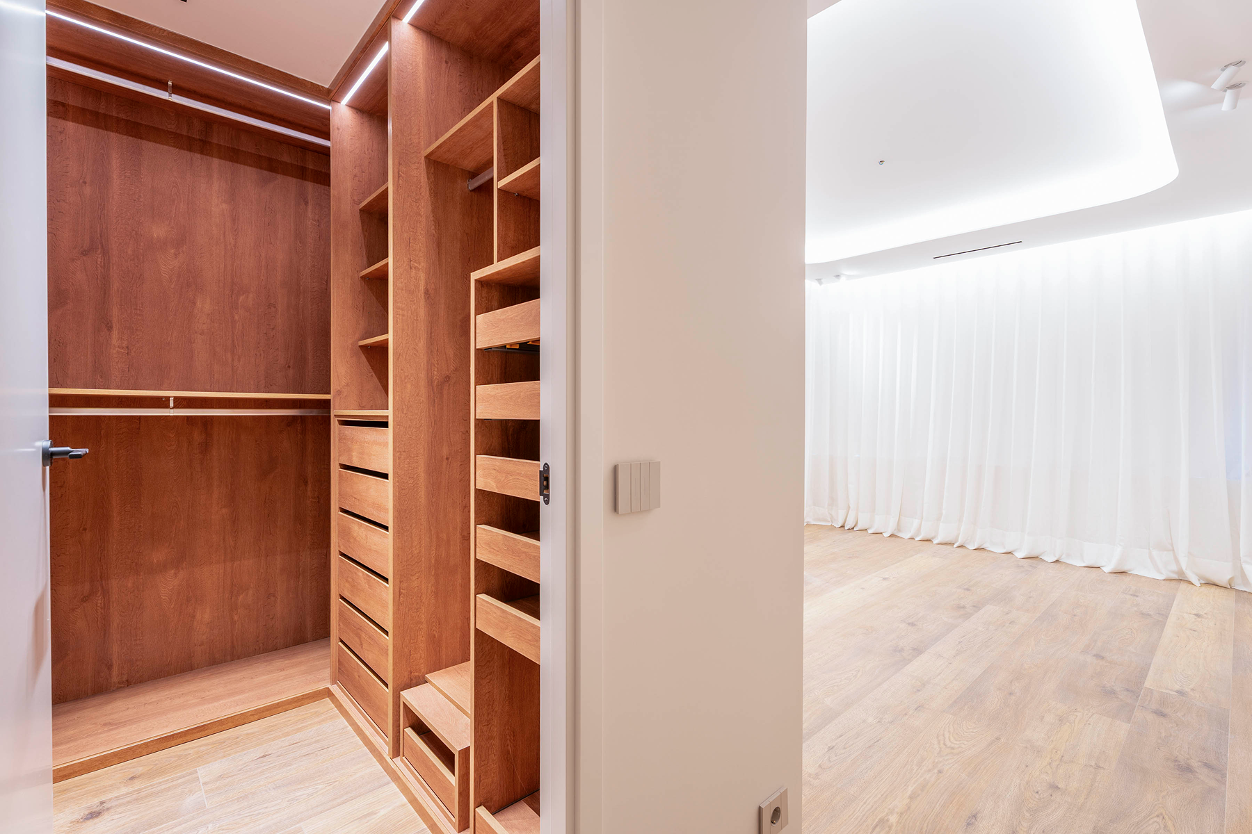  3 bedroom apartment on Lagasca Street - 物件實景
