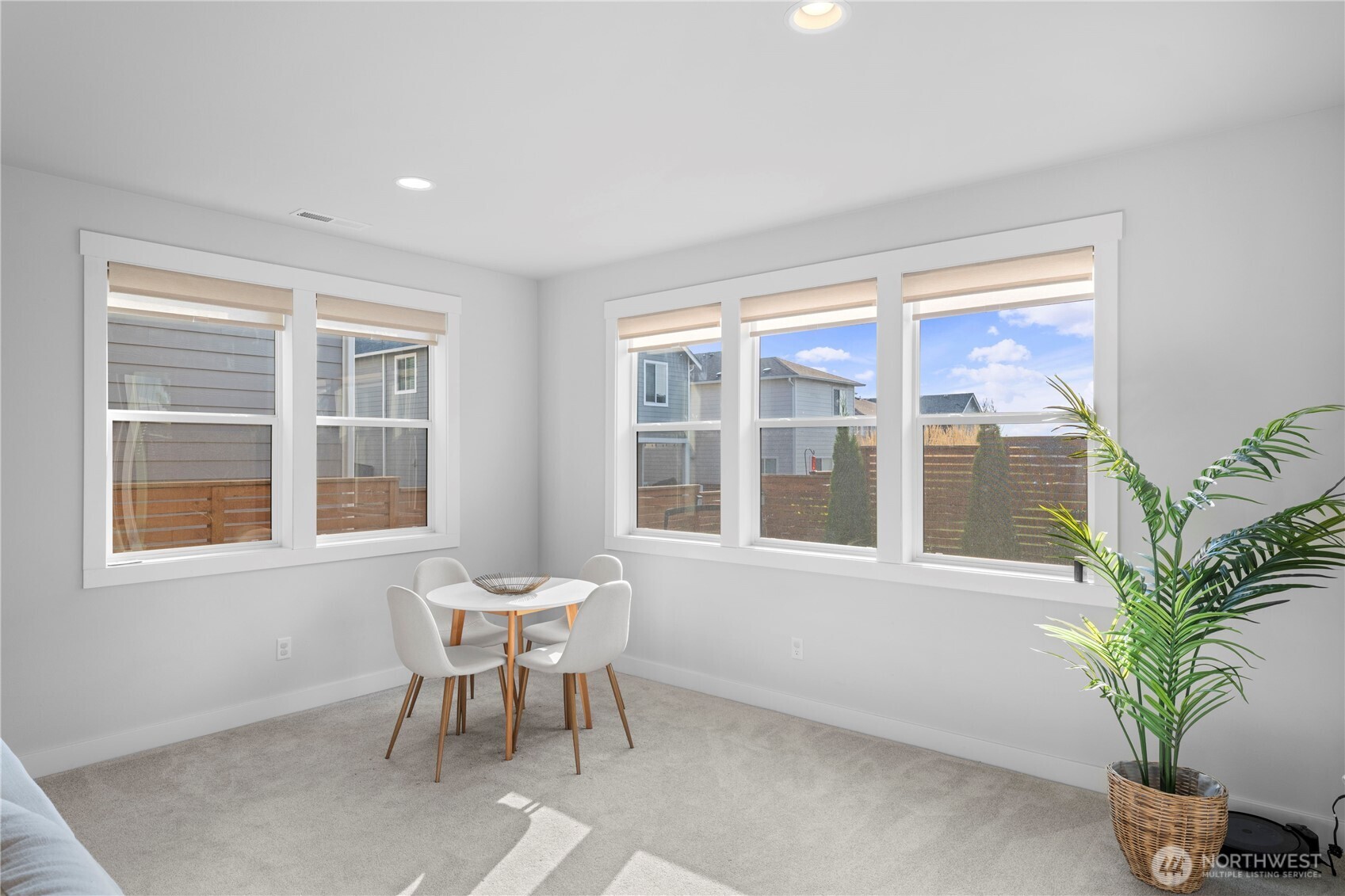 Edgewood, Washington, 98371, United States, 5 Bedrooms Bedrooms, ,4 BathroomsBathrooms,Residential,For Sale,1939200