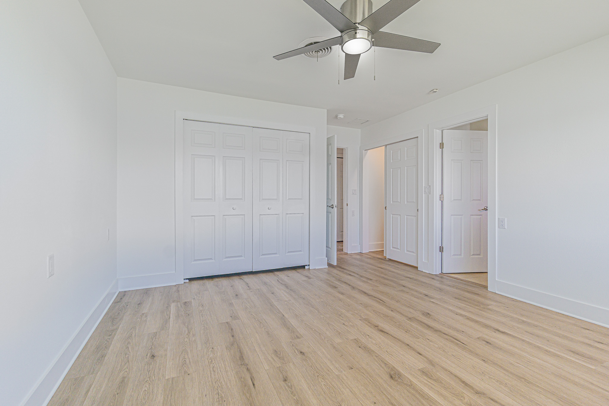 St. Pete Beach, Florida, 33706, United States, 4 Bedrooms Bedrooms, ,3 BathroomsBathrooms,Residential,For Sale,1974226