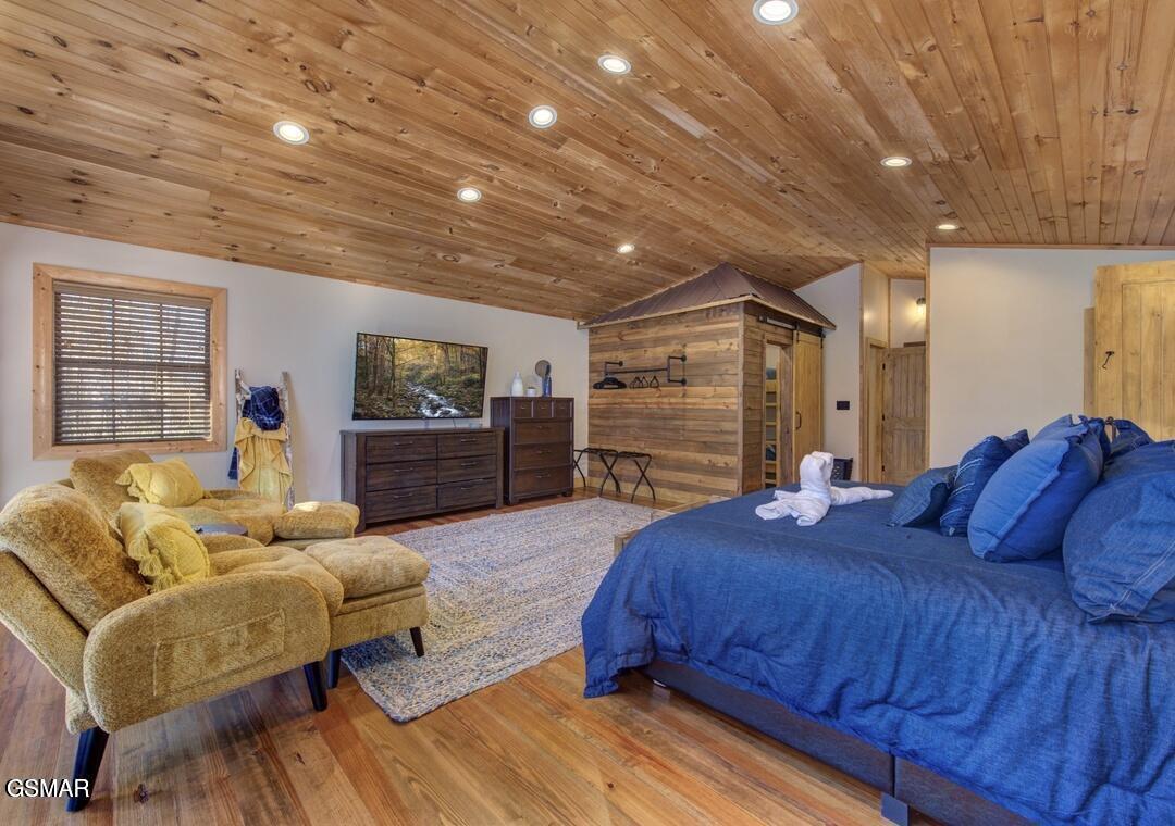Cosby, Tennessee, 37722, United States, 3 Bedrooms Bedrooms, ,4 BathroomsBathrooms,Residential,For Sale,2036107