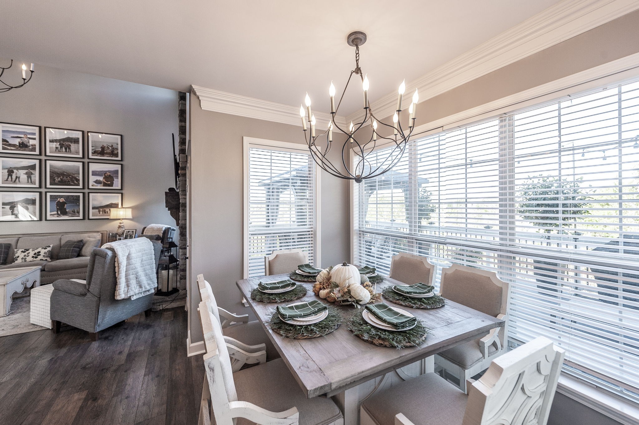 Goodlettsville, Tennessee, 37072, United States, 5 Bedrooms Bedrooms, ,4 BathroomsBathrooms,Residential,For Sale,1974837