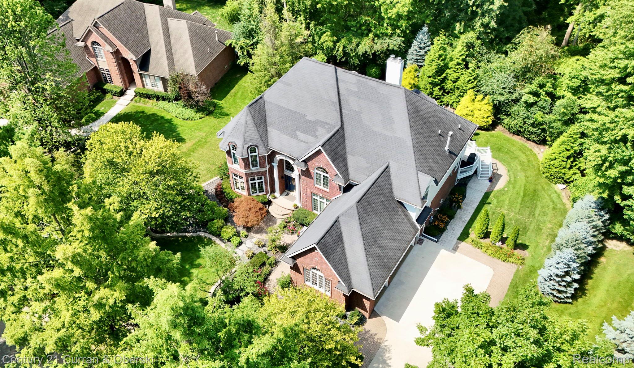 Novi, Michigan, 48374, United States, 4 Bedrooms Bedrooms, ,6 BathroomsBathrooms,Residential,For Sale,1914653
