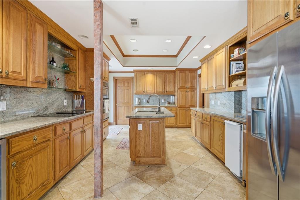 Cumming, Georgia, 30041, United States, 6 Bedrooms Bedrooms, ,5 BathroomsBathrooms,Residential,For Sale,2012319