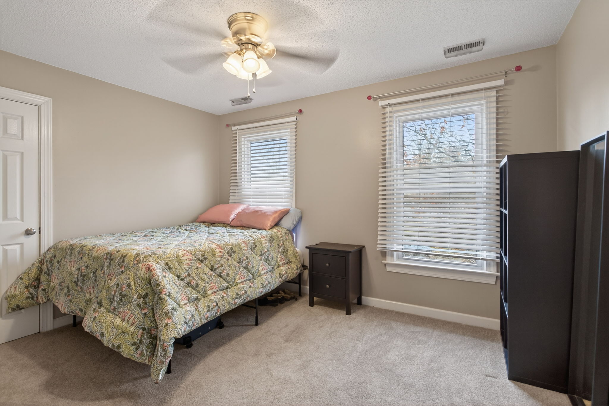 Chesapeake, Virginia, 23320, United States, 4 Bedrooms Bedrooms, ,3 BathroomsBathrooms,Residential,For Sale,2005539