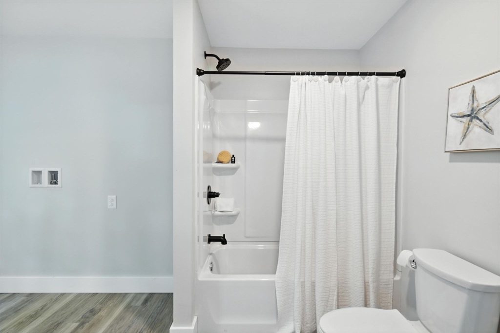 Agawam, Massachusetts, 01001, United States, 8 Bedrooms Bedrooms, ,3 BathroomsBathrooms,Residential,For Sale,1918725