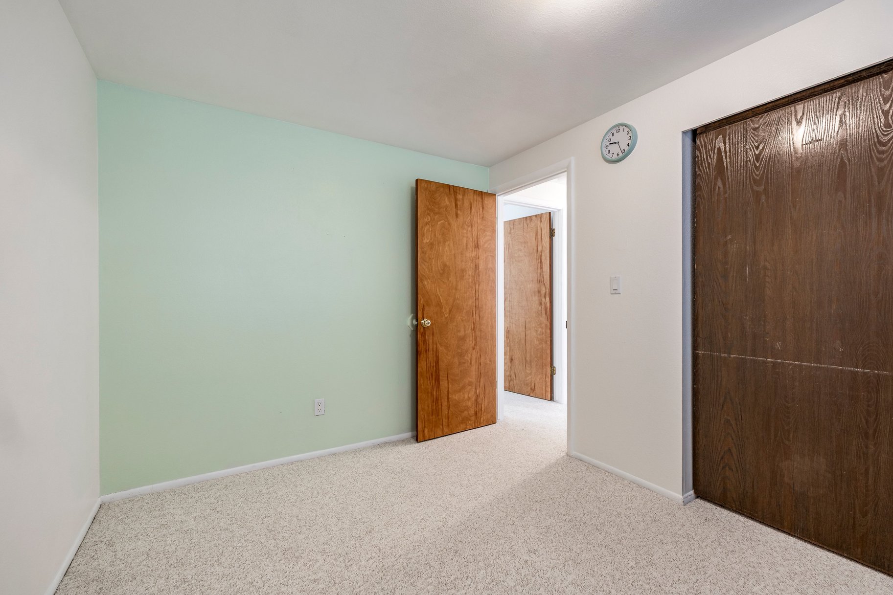  Fully Updated and Move-In Ready - 物件實景
