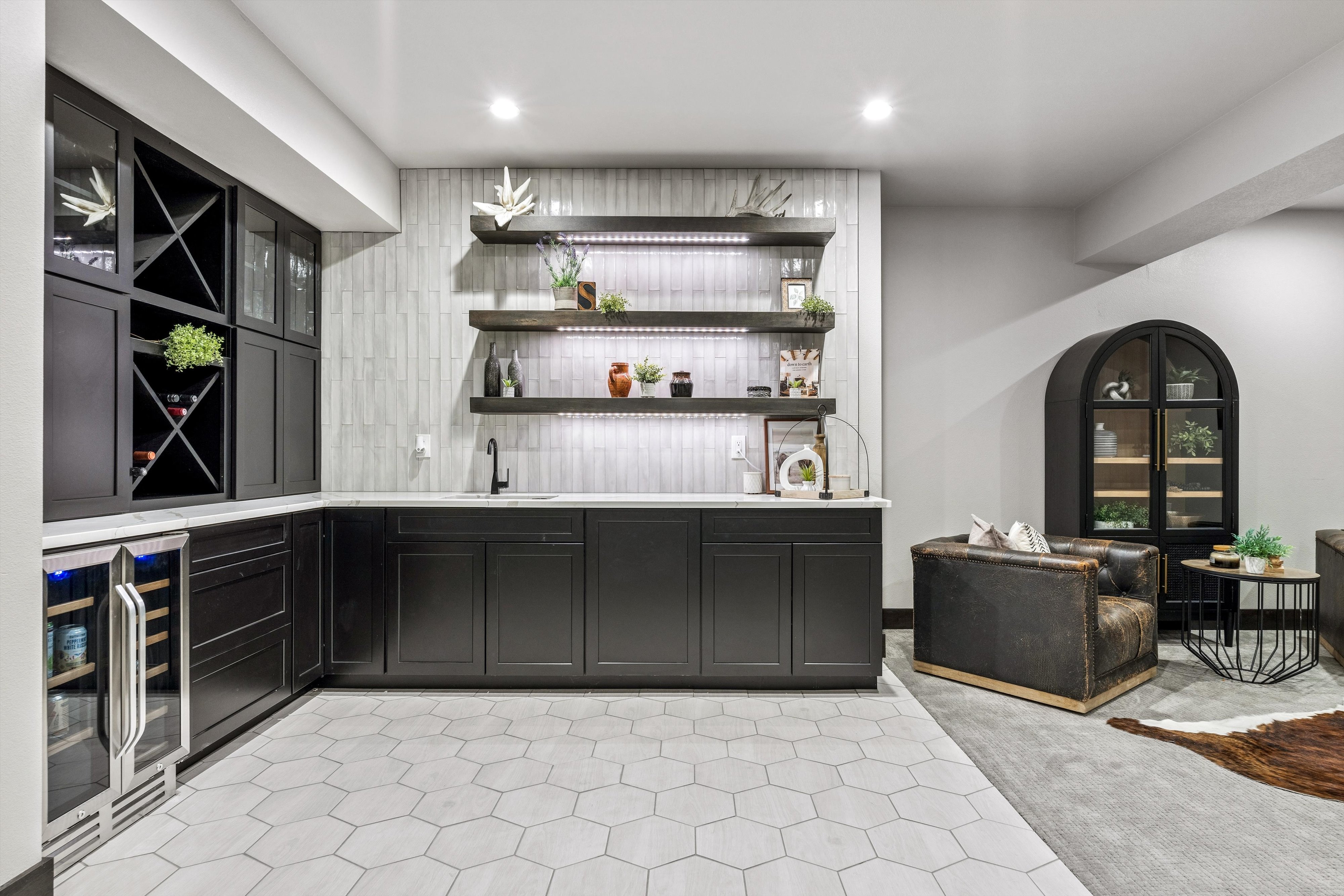  Discover Redefined Living in this Beautifully Designed Home - 物件實景