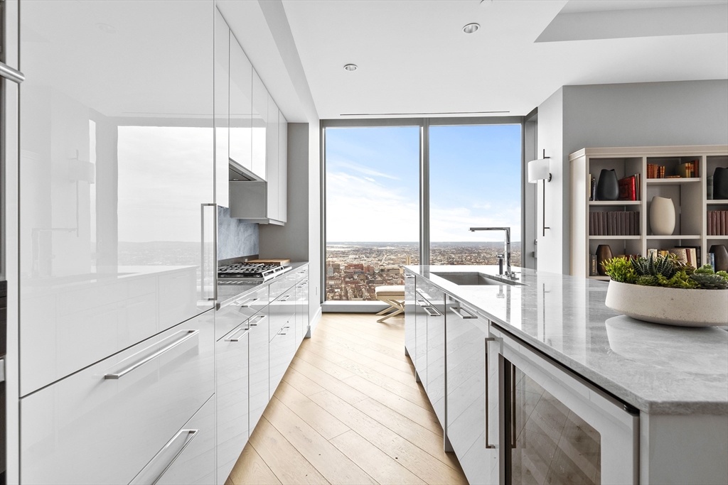 Boston, Massachusetts, 02115, United States, 5 Bedrooms Bedrooms, ,7 BathroomsBathrooms,Residential,For Sale,1688513