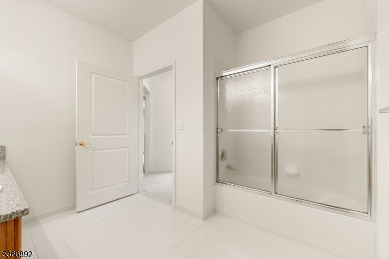Clifton City, New Jersey, 07013, United States, 2 Bedrooms Bedrooms, ,2 BathroomsBathrooms,Residential,For Sale,1870870