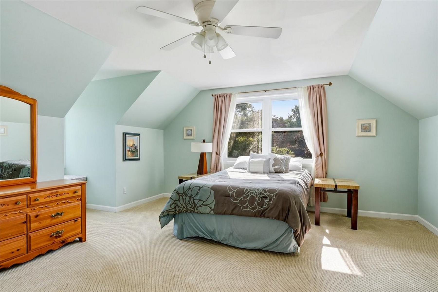  230 Brennan Woods Drive - 物件實景