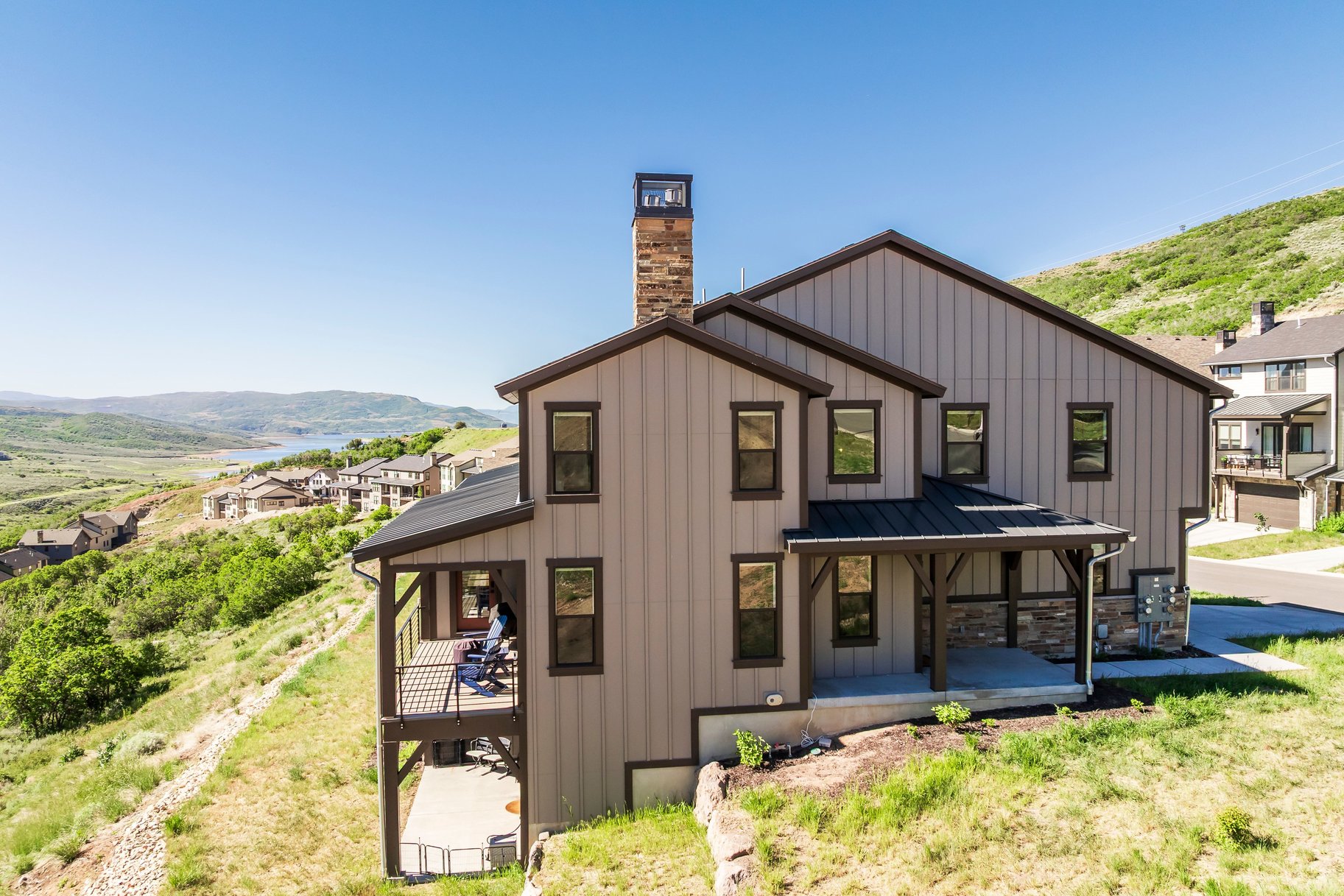  Mountain Views, Open Space & Finished Walkout Basement - 物件實景