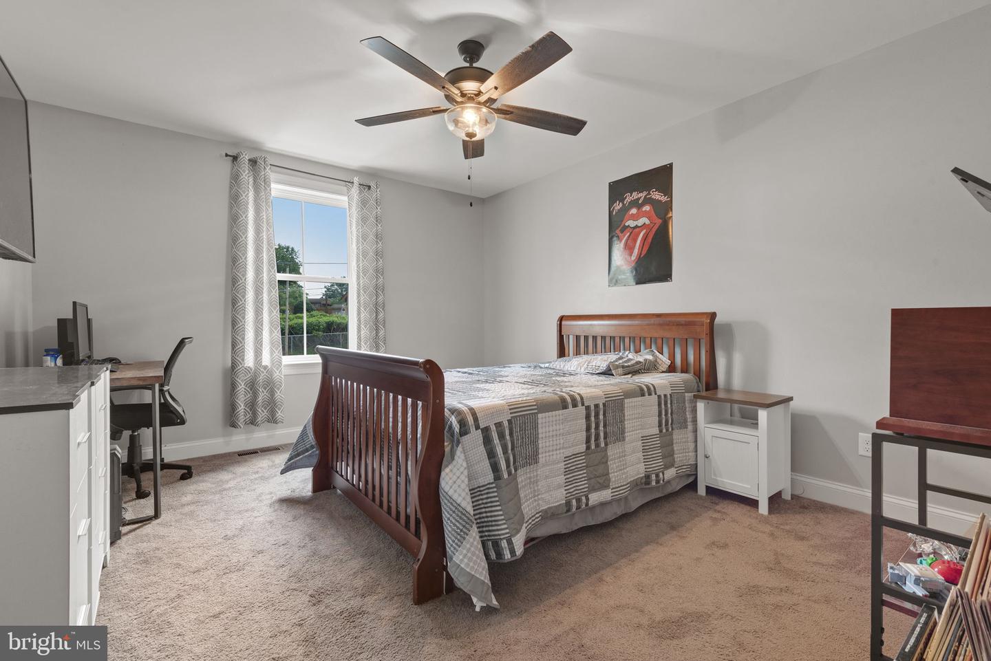 Lititz, Pennsylvania, 17543, United States, 4 Bedrooms Bedrooms, ,3 BathroomsBathrooms,Residential,For Sale,1905987