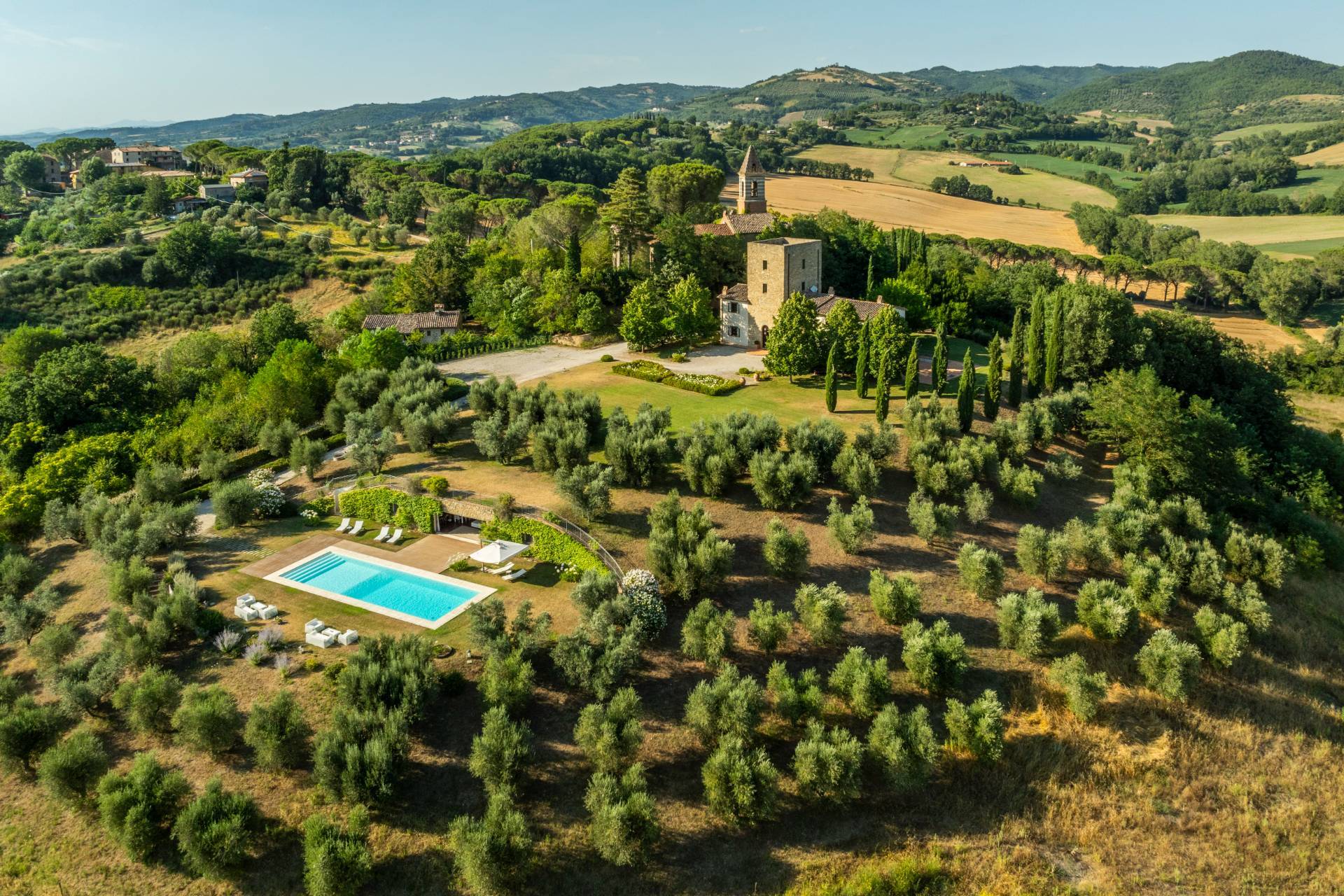 Perugia, Perugia, 06100, IT, 4 Bedrooms Bedrooms, ,5 BathroomsBathrooms,Residential,For Sale,1730390