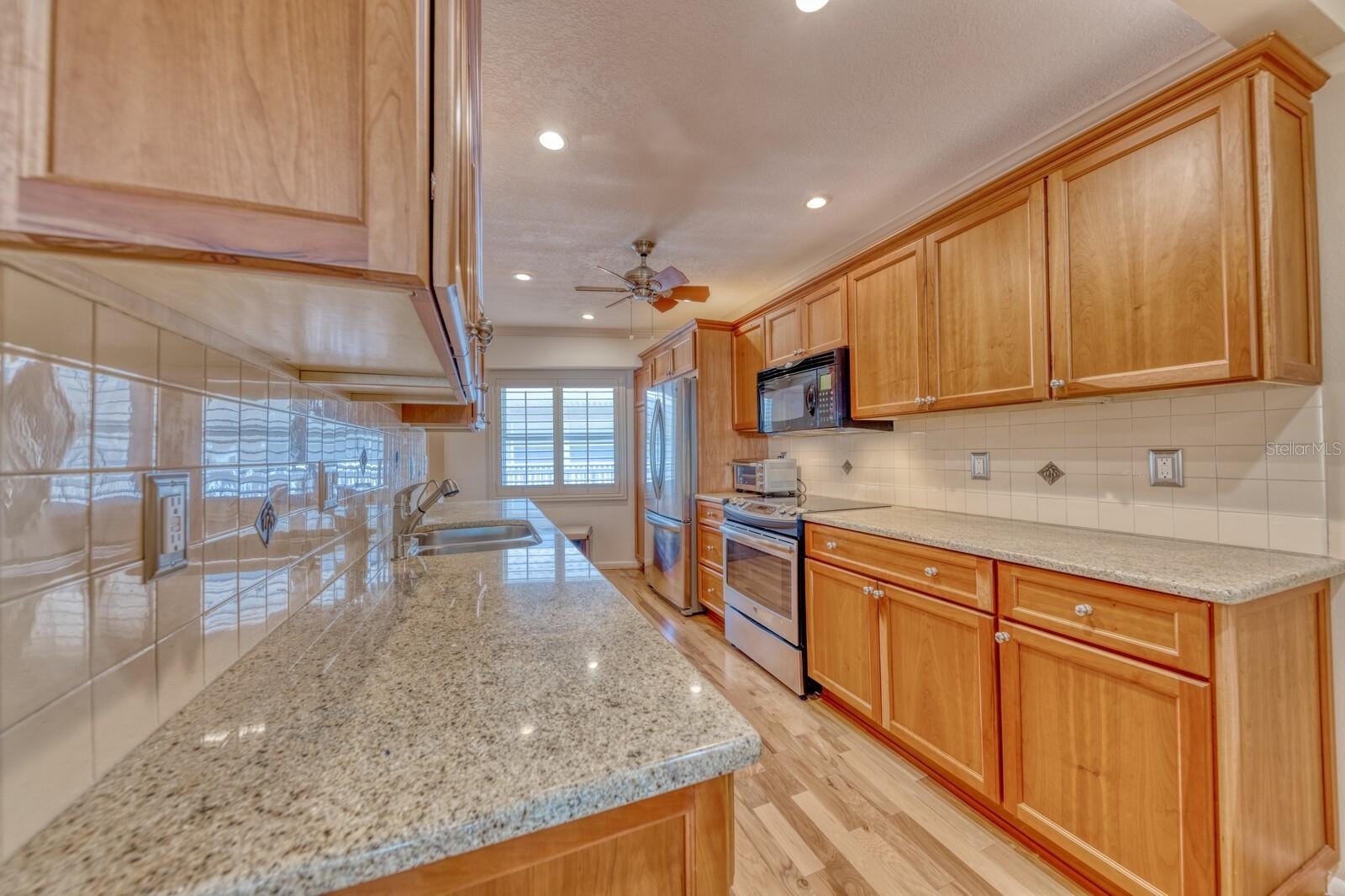 BELLEAIR BEACH, Florida, 33786, United States, 2 Bedrooms Bedrooms, ,2 BathroomsBathrooms,Residential,For Sale,1869457