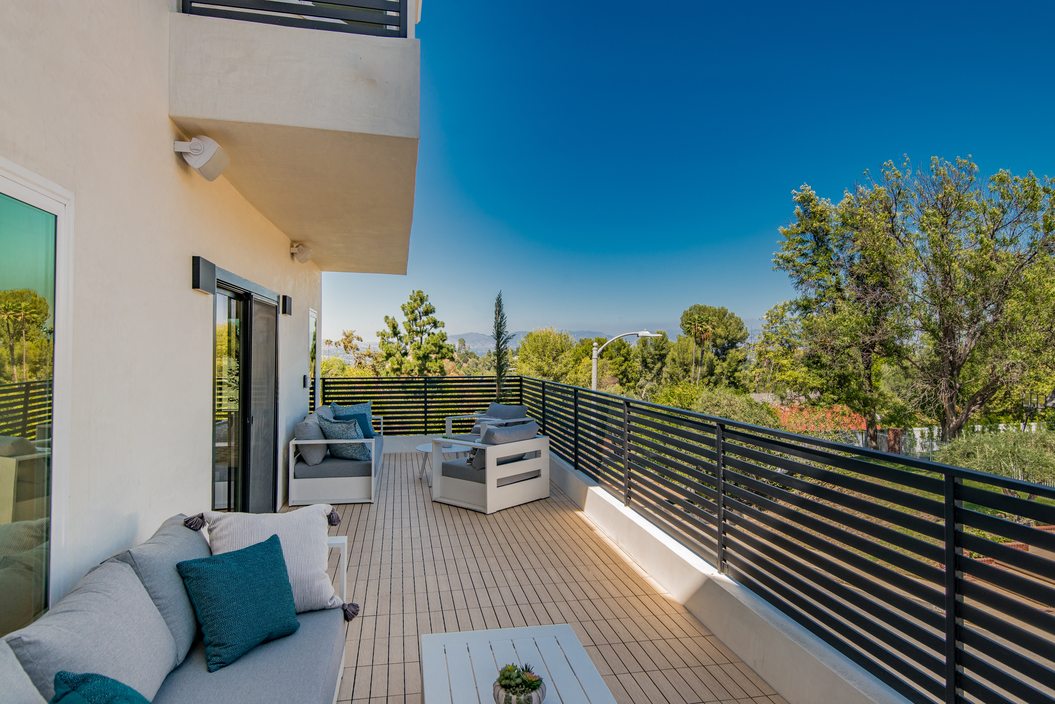  4211   Nogales Dr - 物件實景
