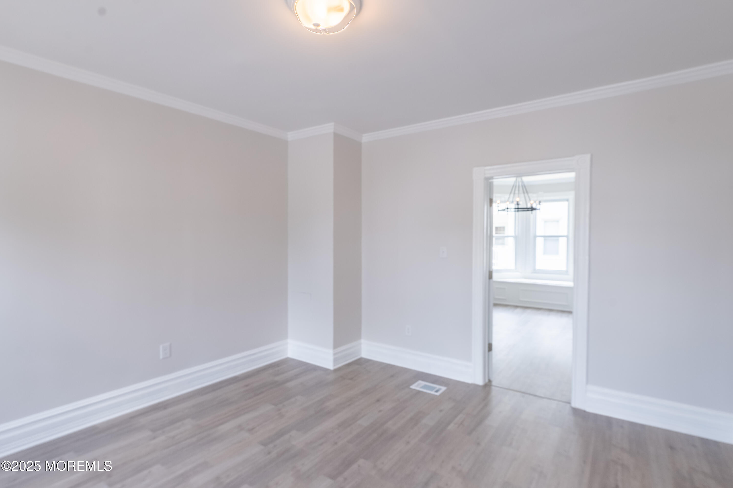 Englishtown, New Jersey, 07726, United States, 6 Bedrooms Bedrooms, ,4 BathroomsBathrooms,Residential,For Sale,1908199